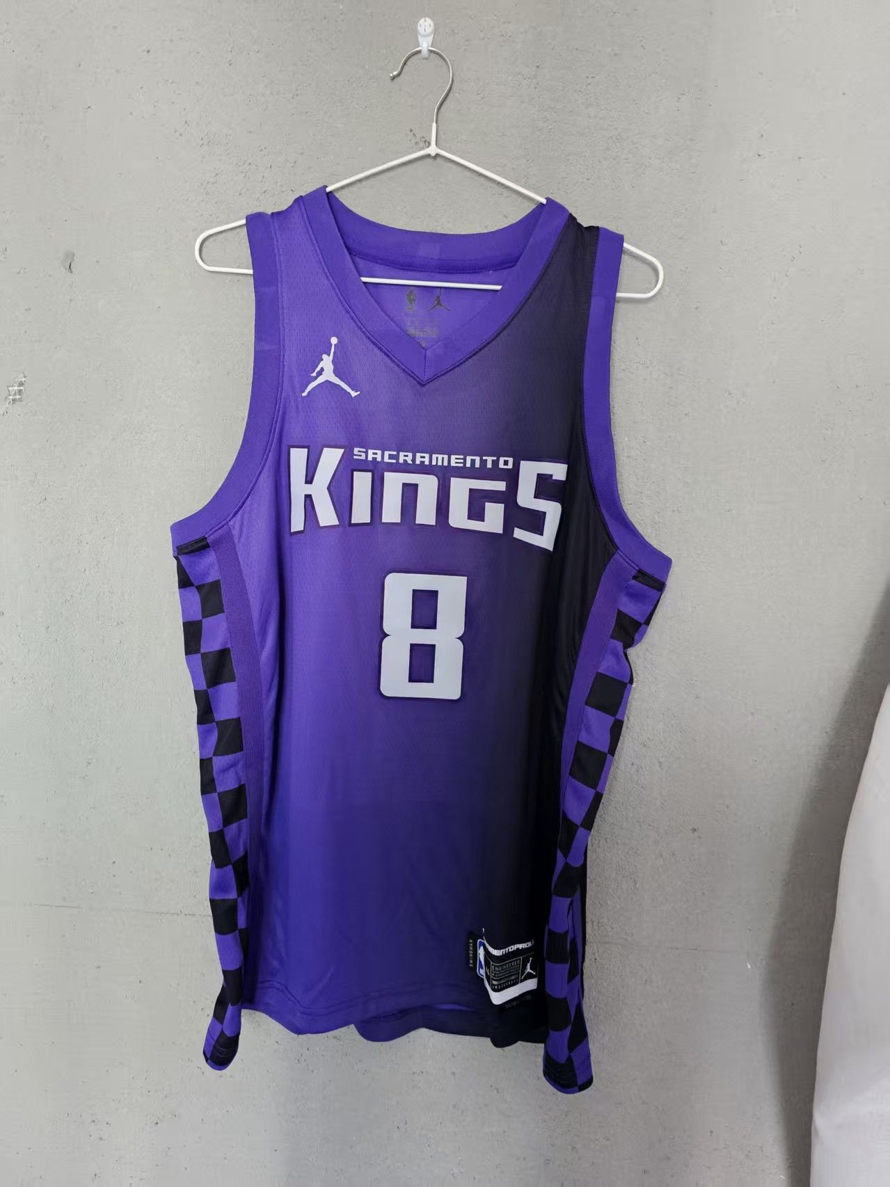 NBA Sacramento Kings #8 Zach LaVine Jersey Small Size US S / EU 44-46 / 1 - 1 Thumbnail