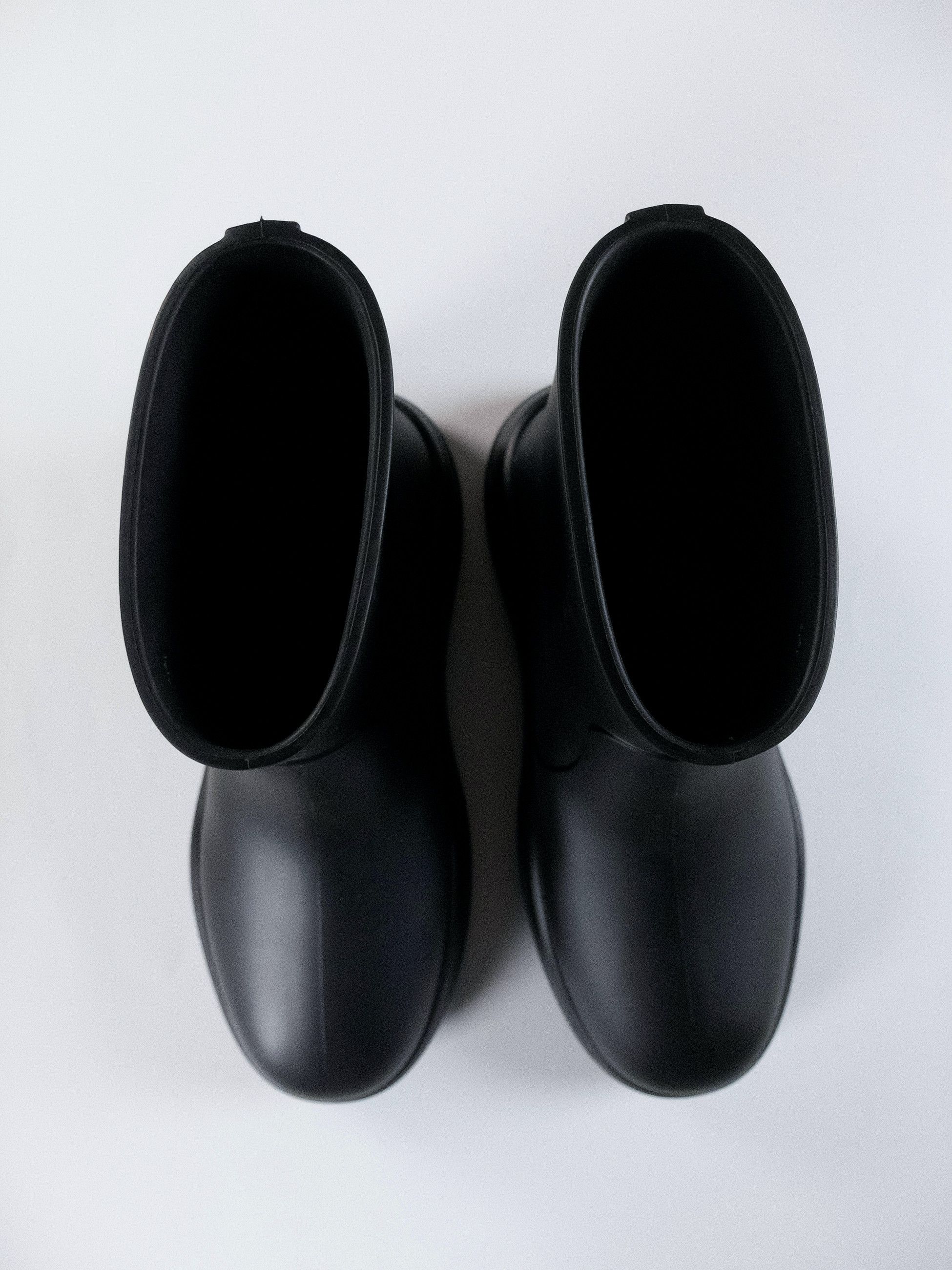 Prada PRADA Mellow black triangle logo rubber rain boots 11 44 Size US 11 / EU 44 - 3 Thumbnail