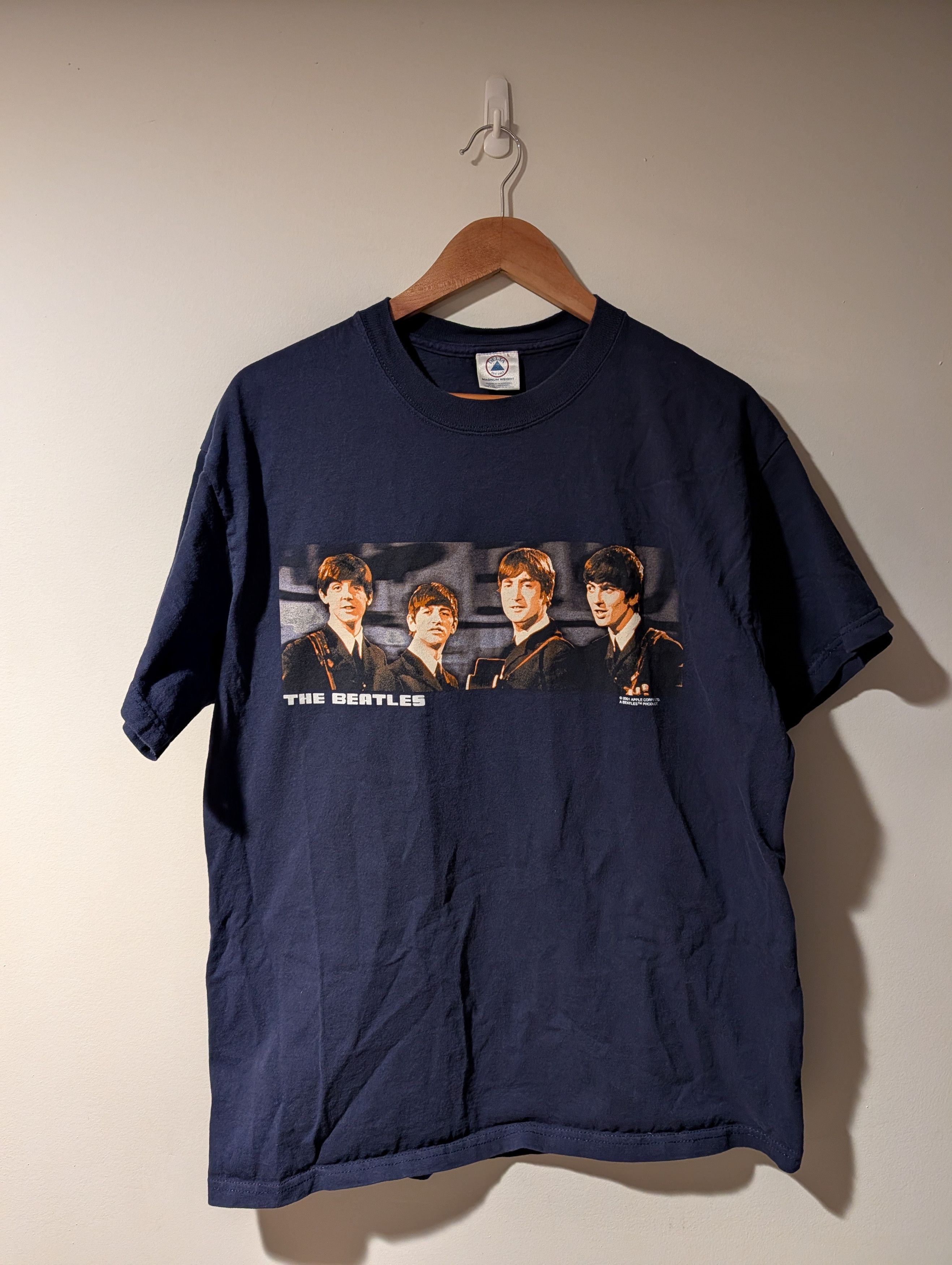 Band Tees Vintage 2001 The Beatles Band Music Photo Blue Large T-Shirt Size US L / EU 52-54 / 3 - 1 Thumbnail