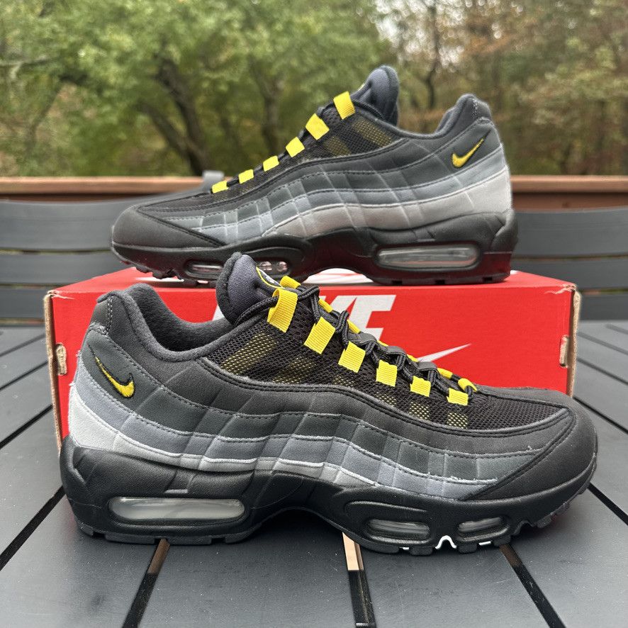 Nike Nike Air Max 95 Custom Tour Yellow - Yellow/Black Size 10 Size US 10 / EU 43 - 5 Thumbnail