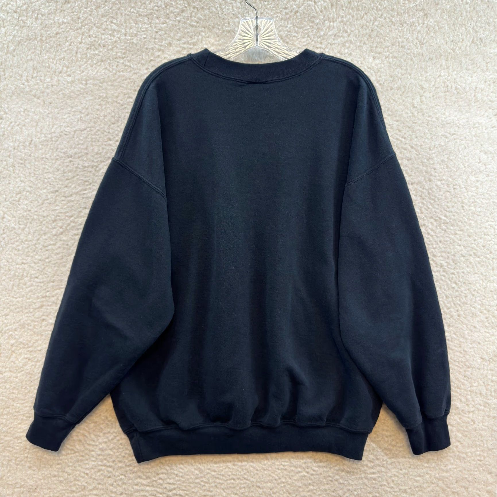 Gildan VINTAGE Gildan Sweatshirt XL Black Crewneck Pullover Patch Bus Y2K Cool Size US XL / EU 56 / 4 - 2 Thumbnail