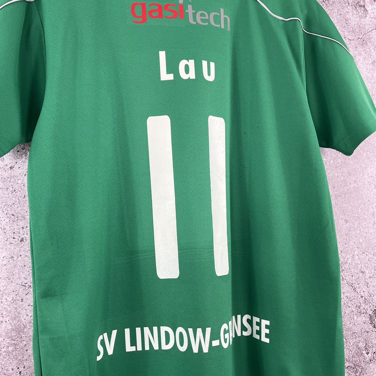Errea × Vintage FC Lindower SV #11 Lau Soccer Jersey T-Shirt Size L Size US L / EU 52-54 / 3 - 10 Thumbnail