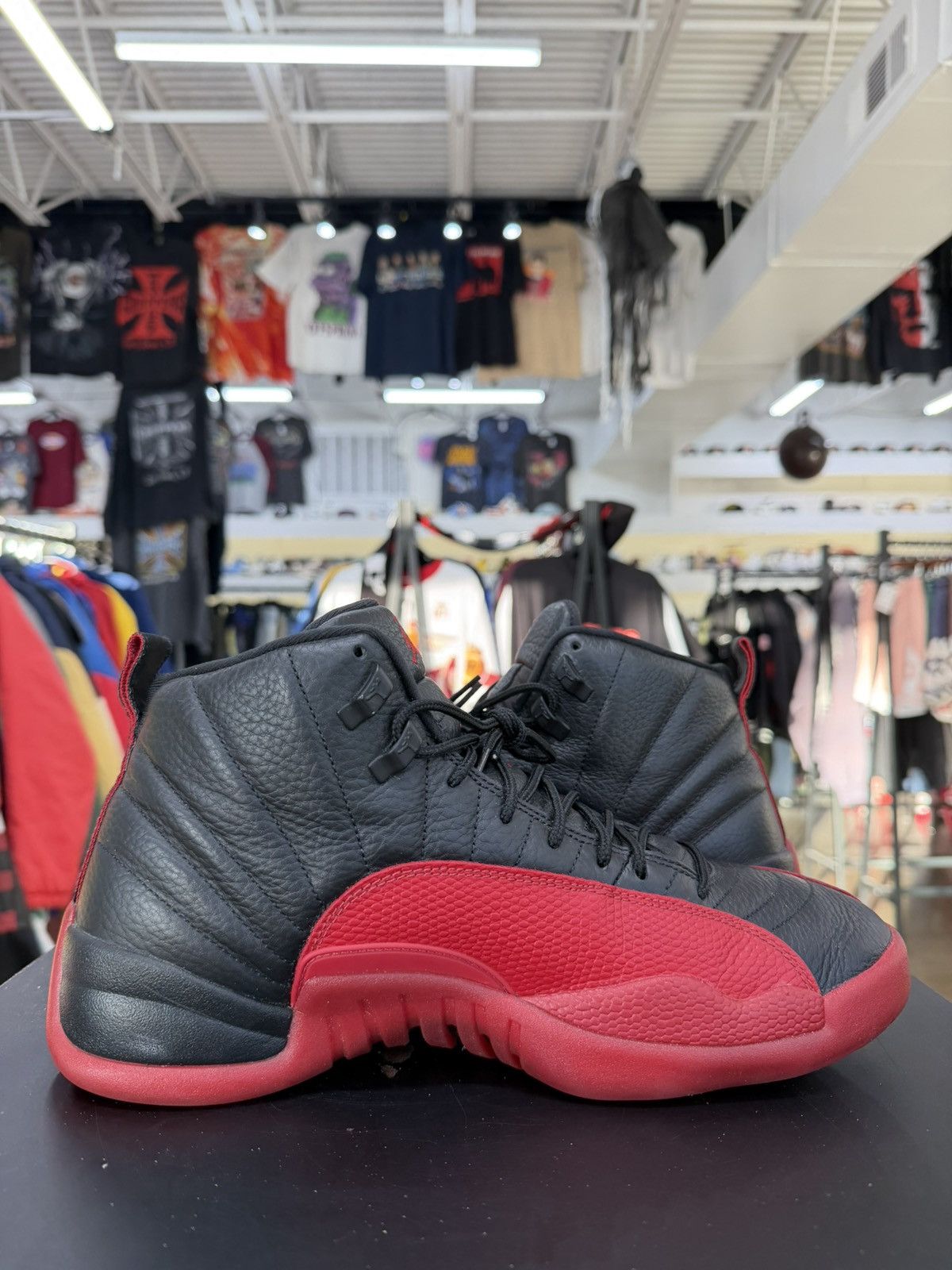Jordan Brand Air Jordan 12 Flu Game Size 11 (2025) Size US 11 / EU 44 - 3 Thumbnail