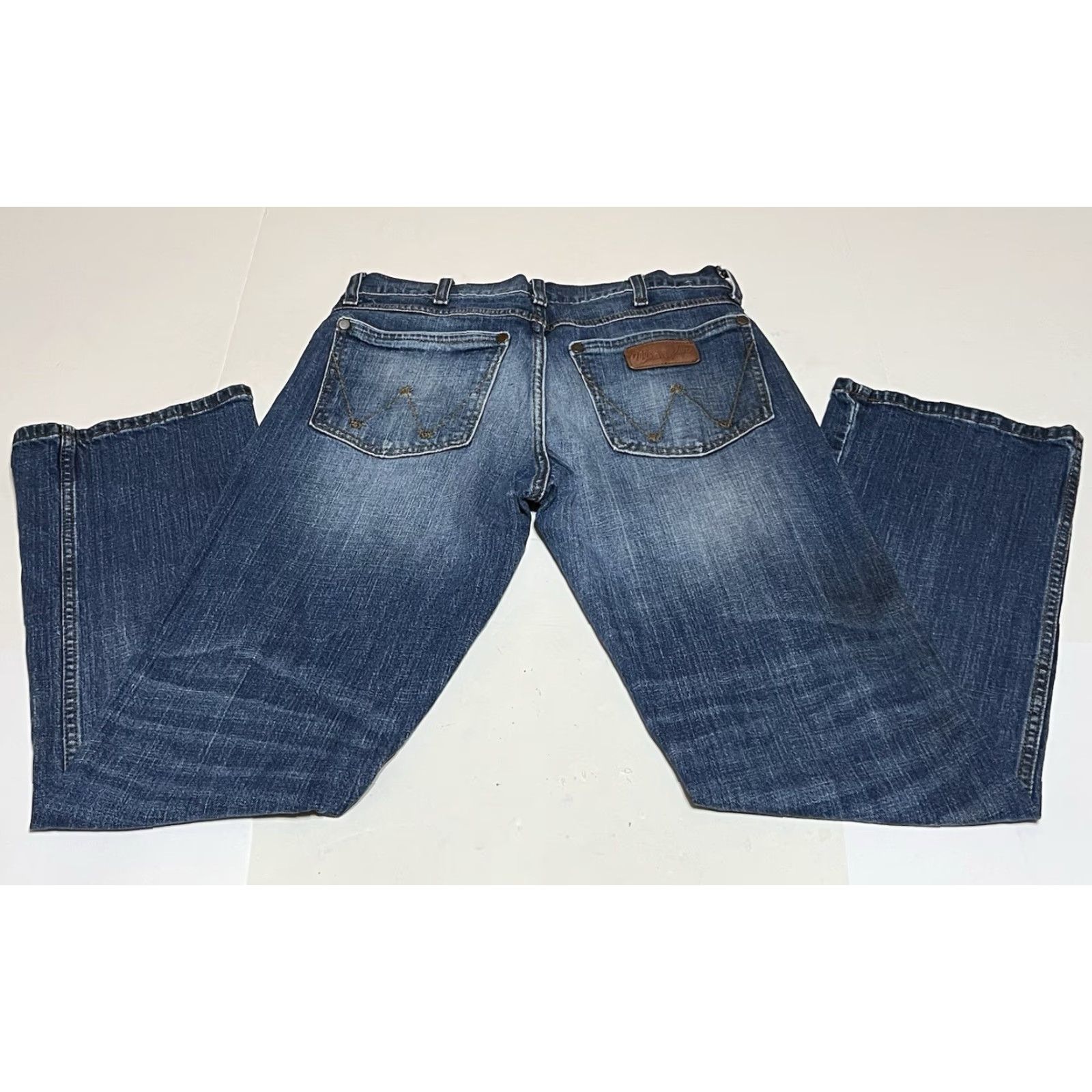 Wrangler Wrangler Retro Relaxed Boot Jeans Mens 30x30 Blue 5-Pocket Denim Cowboy Western Size US 30 / EU 46 - 2 Thumbnail