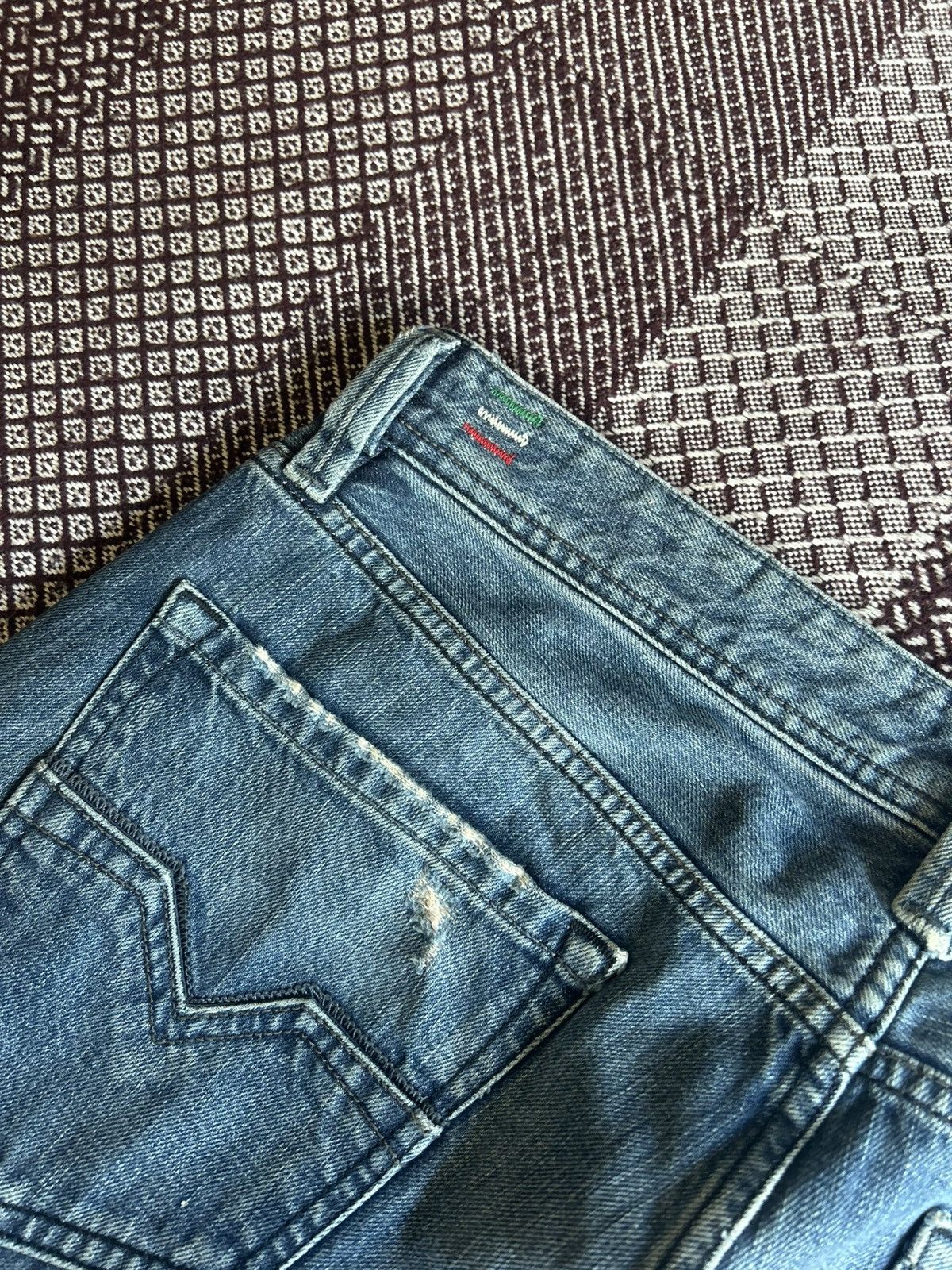 Vintage Vintage Diesel Larkee Denim Shorts Faded Japanese Size 32x34 Size US 32 / EU 48 - 6 Thumbnail