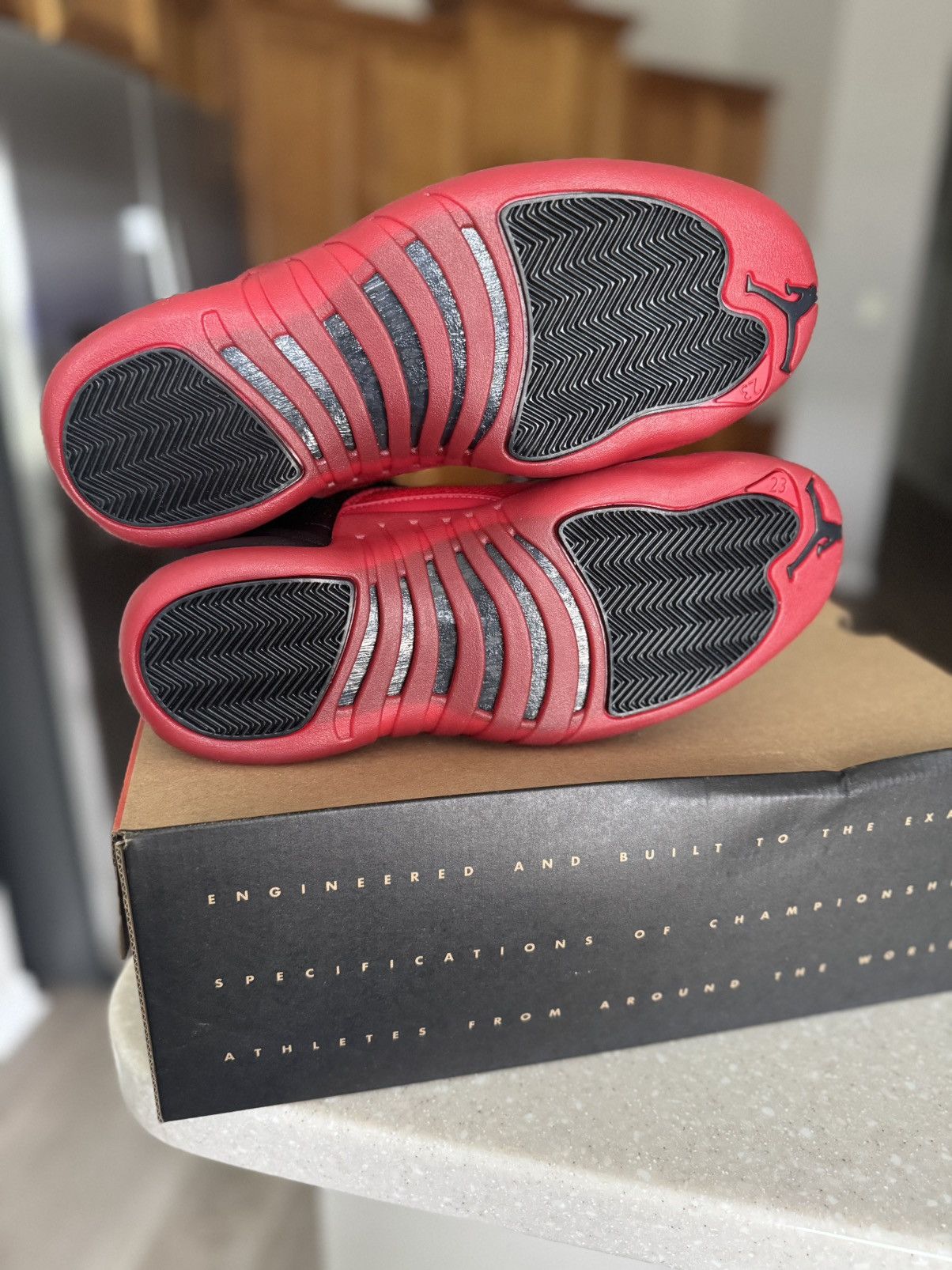 Jordan Brand Jordan 12 retro flu games Size US 9.5 / EU 42-43 - 4 Thumbnail