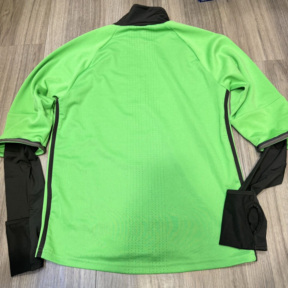 Adidas Japan 15/16 player issued training sweater Size US L / EU 52-54 / 3 - 2 Thumbnail