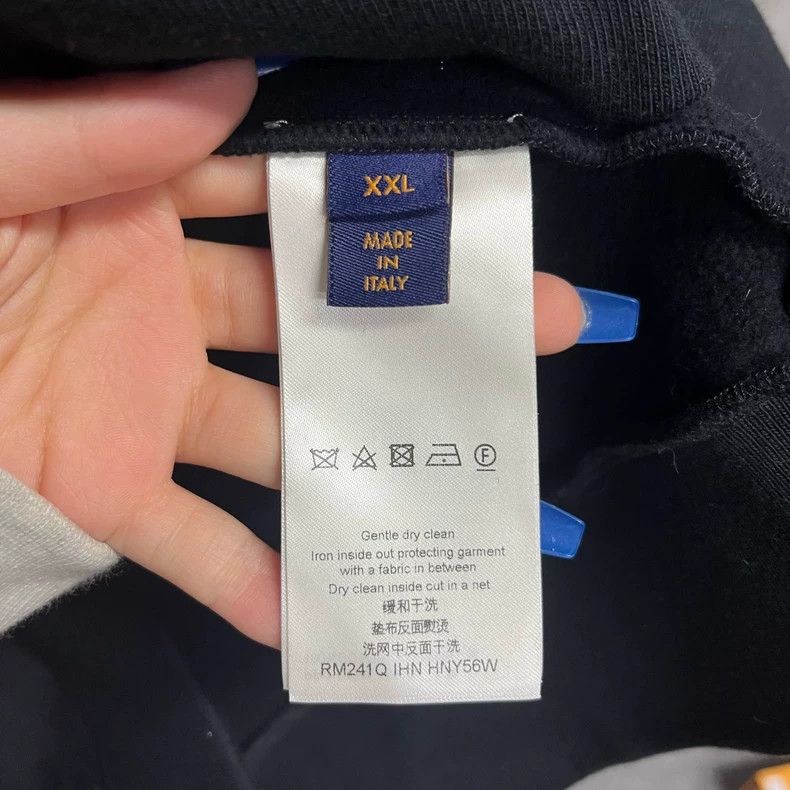 Louis Vuitton Louis Vuitton Black solid monogram logo printed hooded draw Size US XXL / EU 58 / 5 - 4 Thumbnail