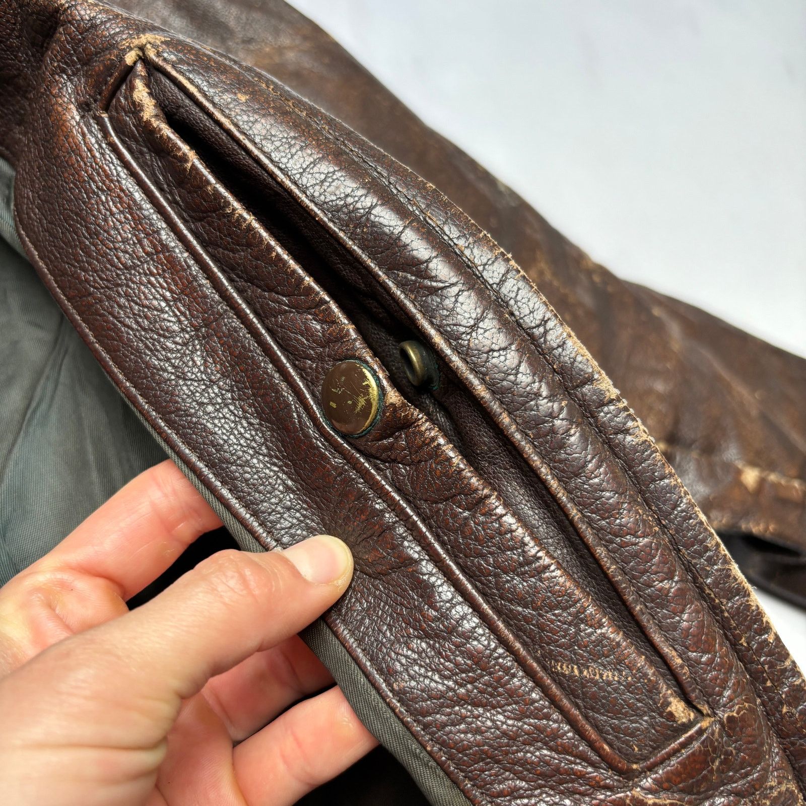 Vintage Vintage 50s USN G-1 Leather Flight Jacket L.W. Foste Size US M / EU 48-50 / 2 - 5 Thumbnail