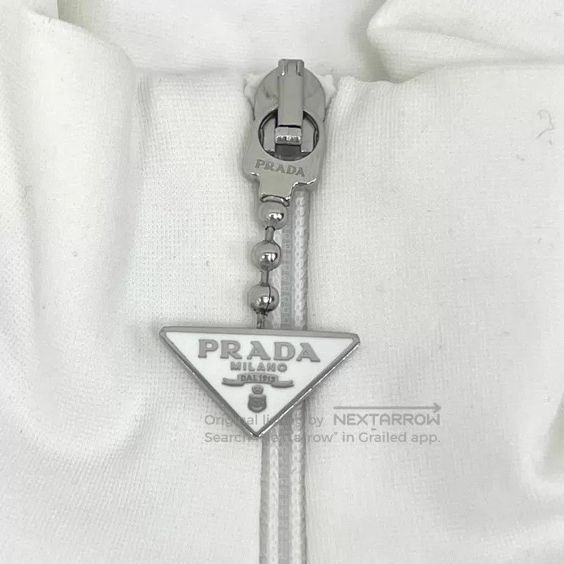 Prada Prada 23 white triangle semi-zipper design long-sleeved kn Size XS / US 0-2 / IT 36-38 - 5 Thumbnail