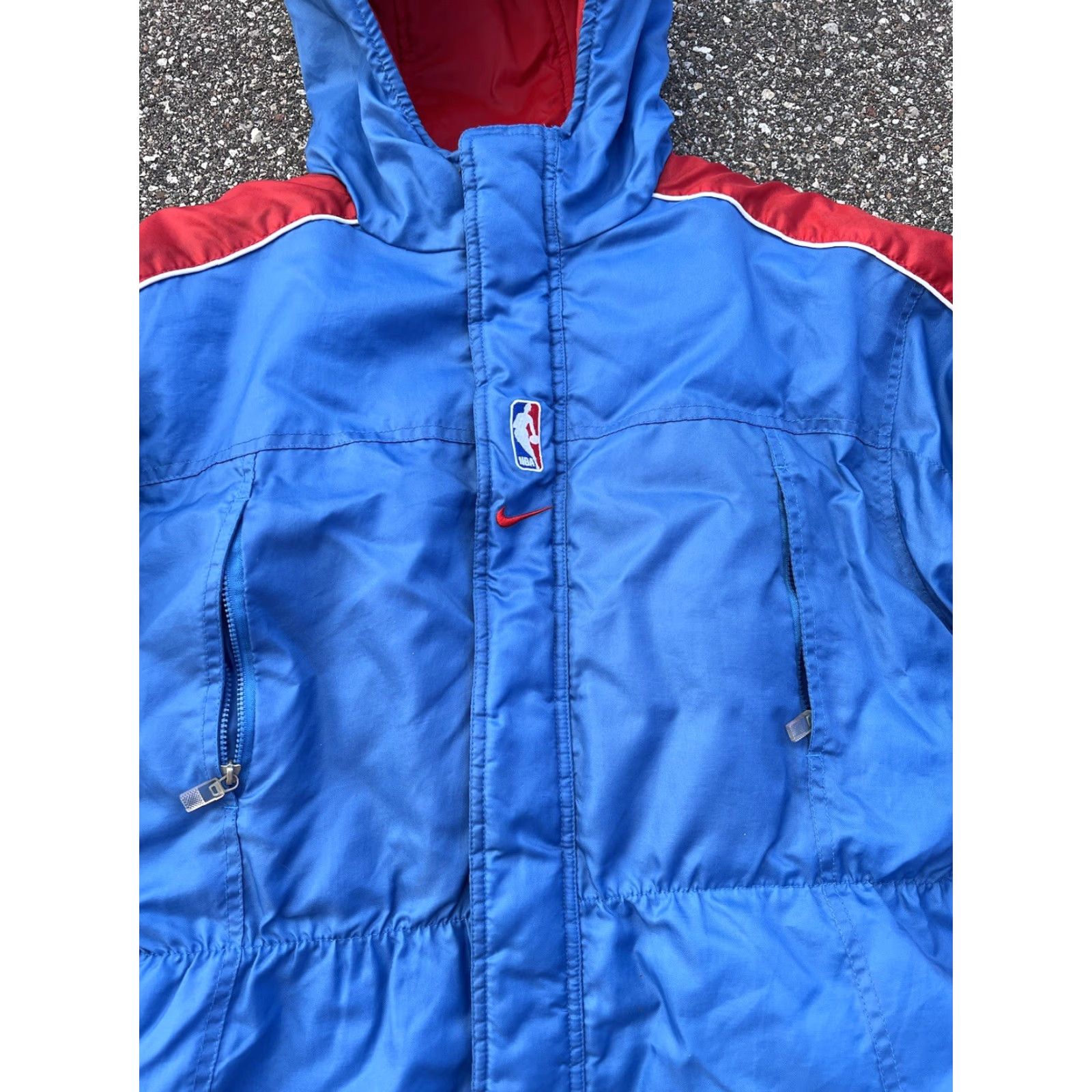 Nike VINTAGE Nike NBA Puffer Jacket Reversible Mens Large Nylon Blue Size US L / EU 52-54 / 3 - 3 Thumbnail