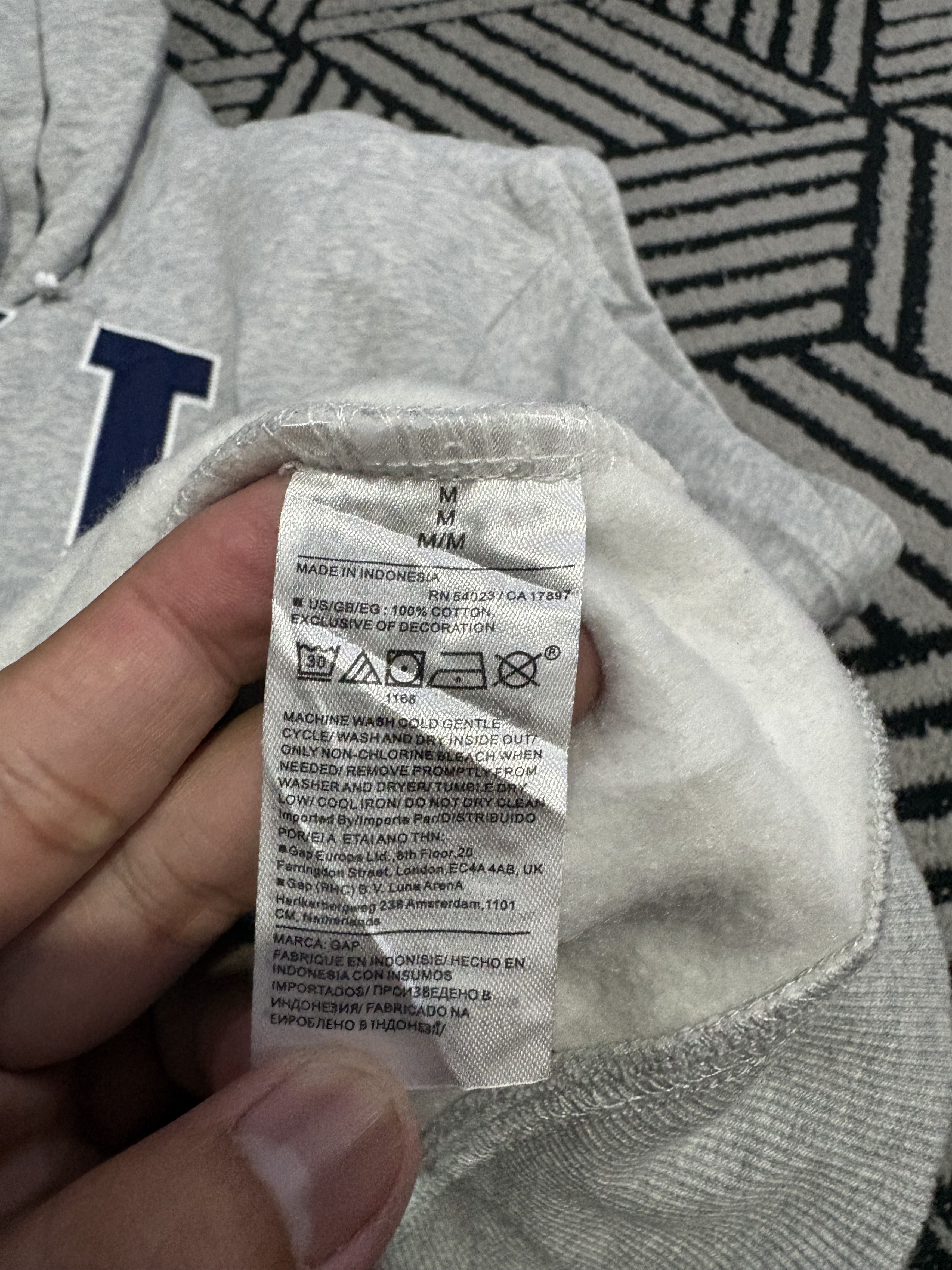 Gap Palace x gap hood Size US M / EU 48-50 / 2 - 6 Thumbnail