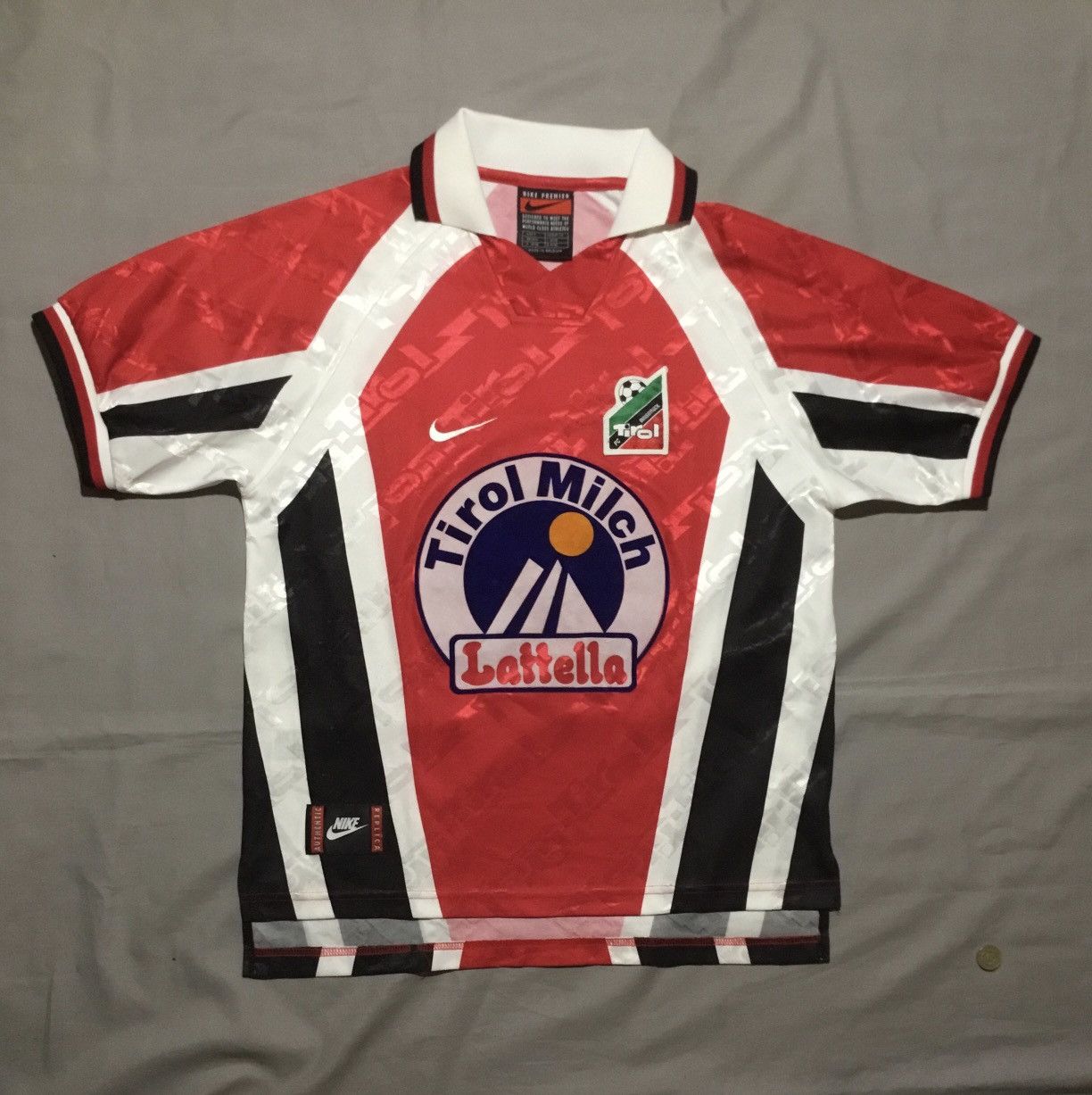 Nike FC Tirol Innsbruck Home football shirt 1996 Size US M / EU 48-50 / 2 - 1 Thumbnail