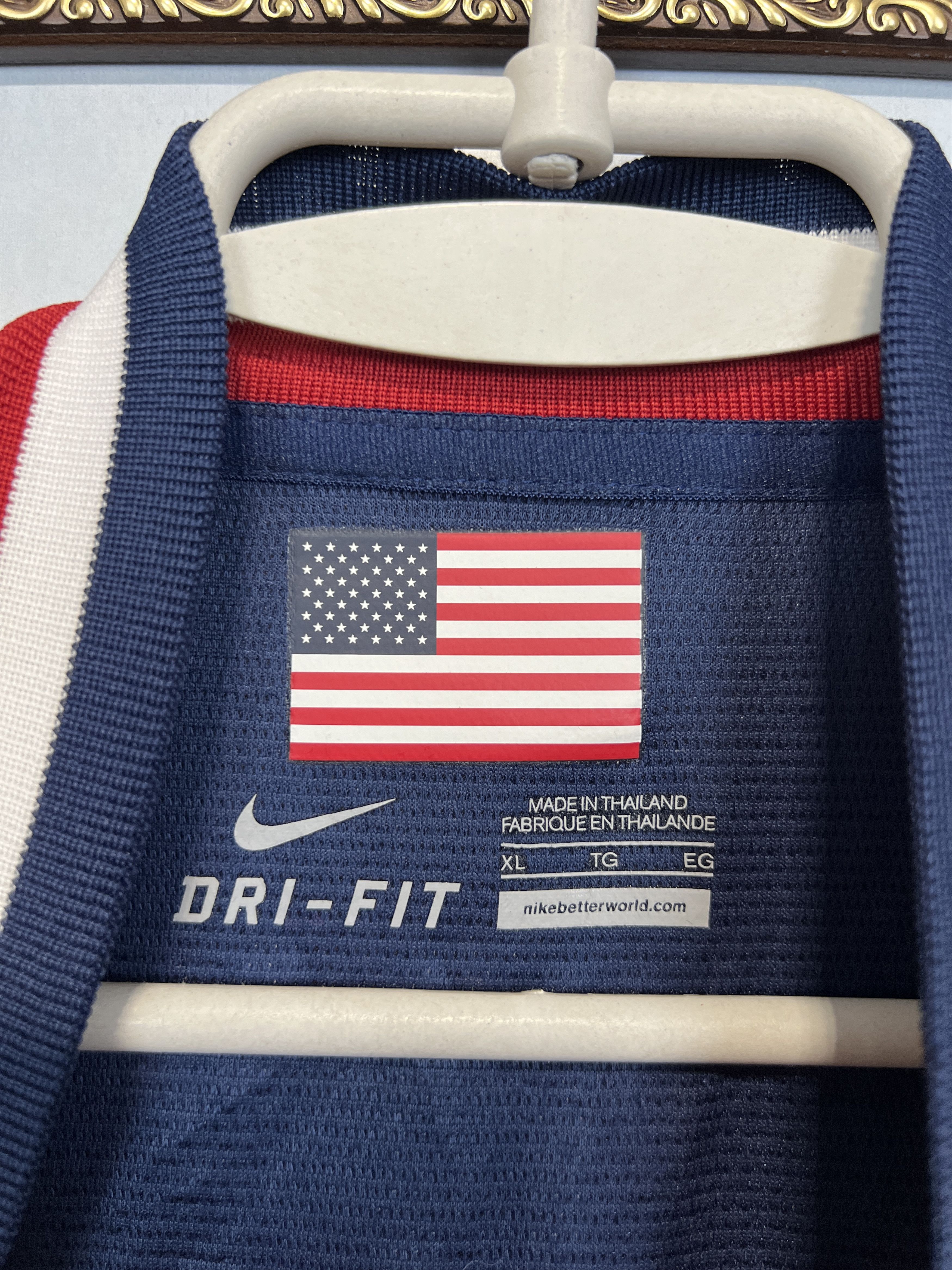 Nike USA Away football shirt 2012 Soccer #10 Lloyd Jersey Trikot Size US XL / EU 56 / 4 - 7 Thumbnail