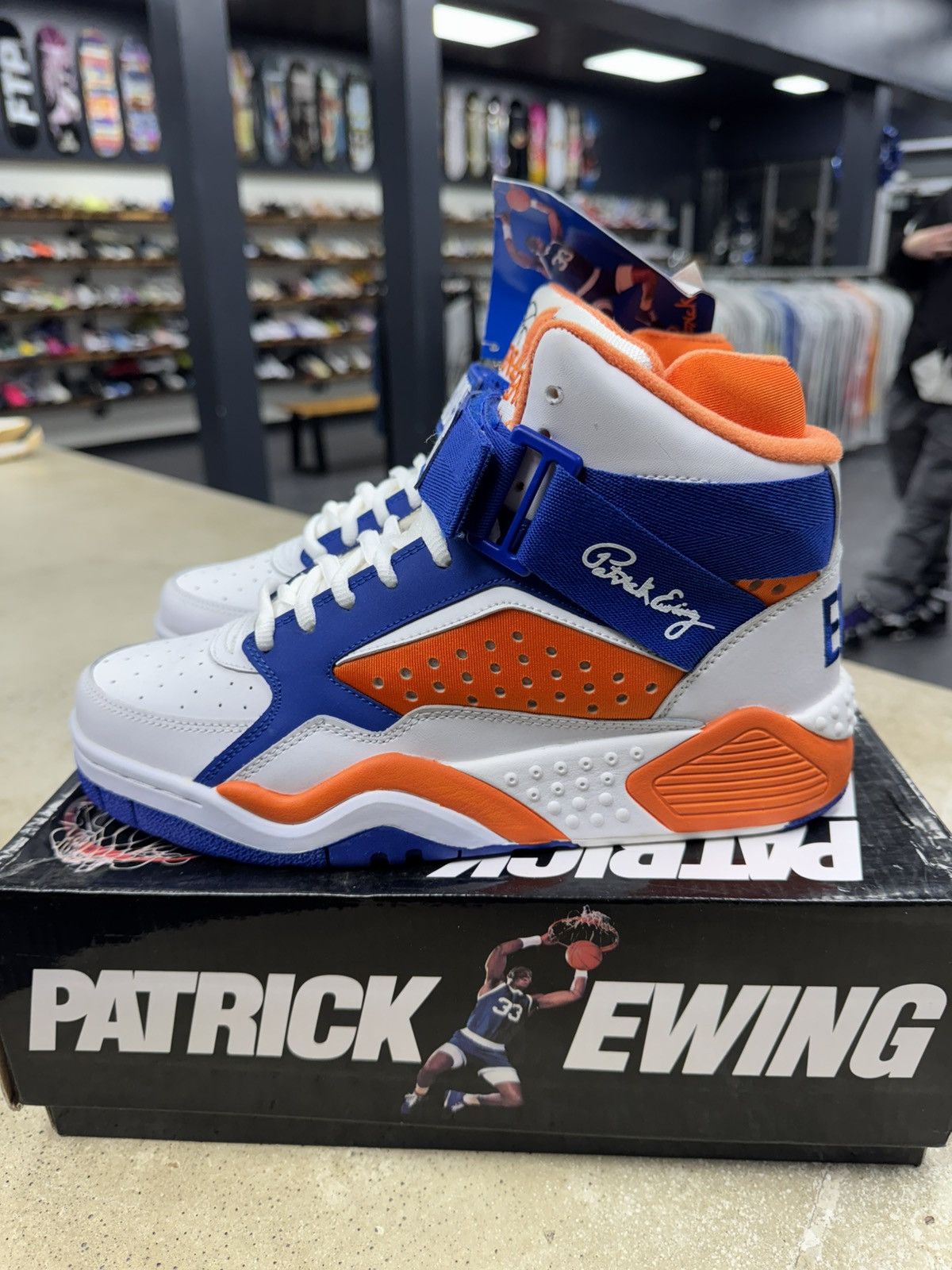 Ewing Athletics Patrick Ewing Focus “NY Knicks” 2012 Size US 8.5 / EU 41-42 - 4 Thumbnail