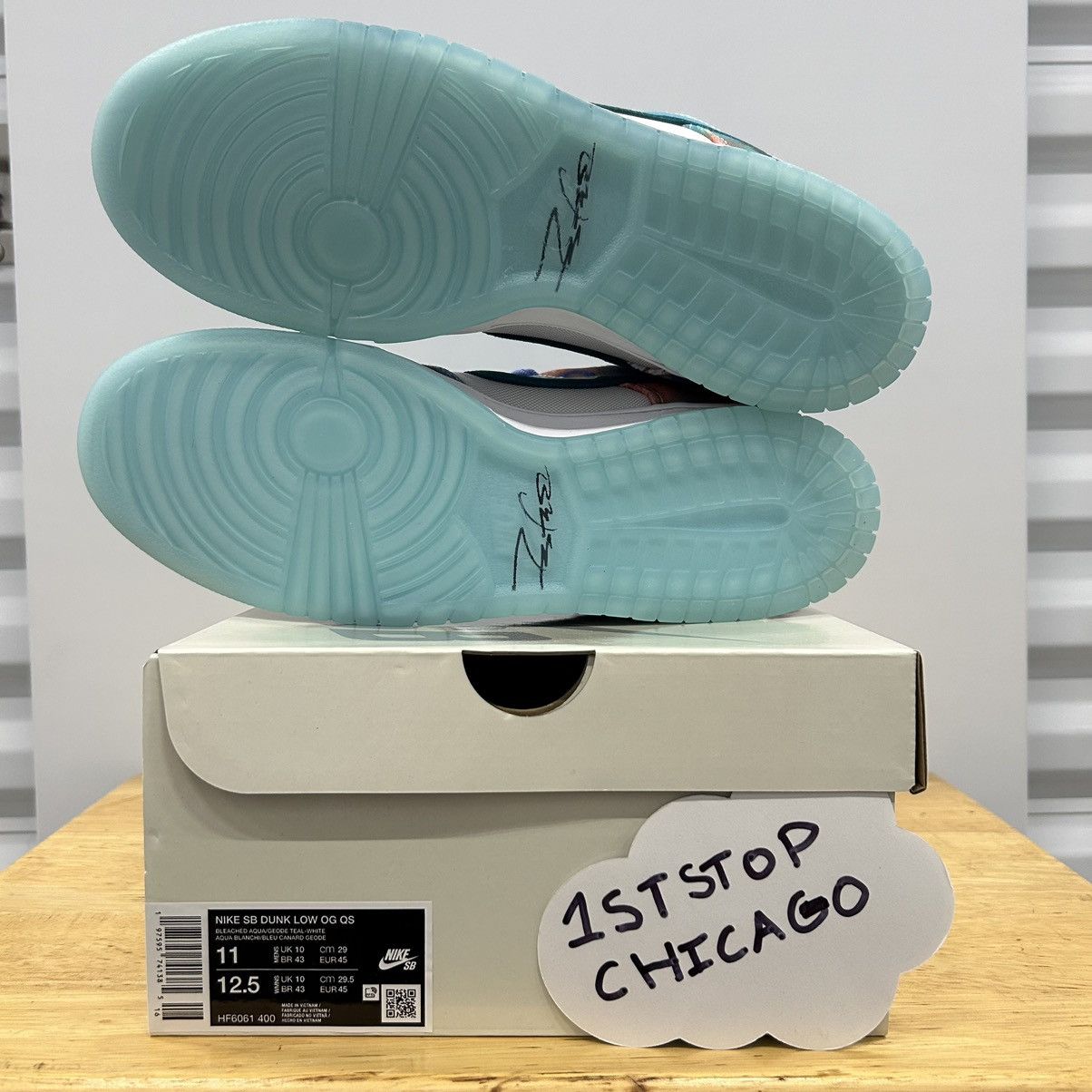 Futura × Nike Nike SB Dunk Low Futura Laboratories Size 11 Aqua NEW Size US 11 / EU 44 - 8 Thumbnail