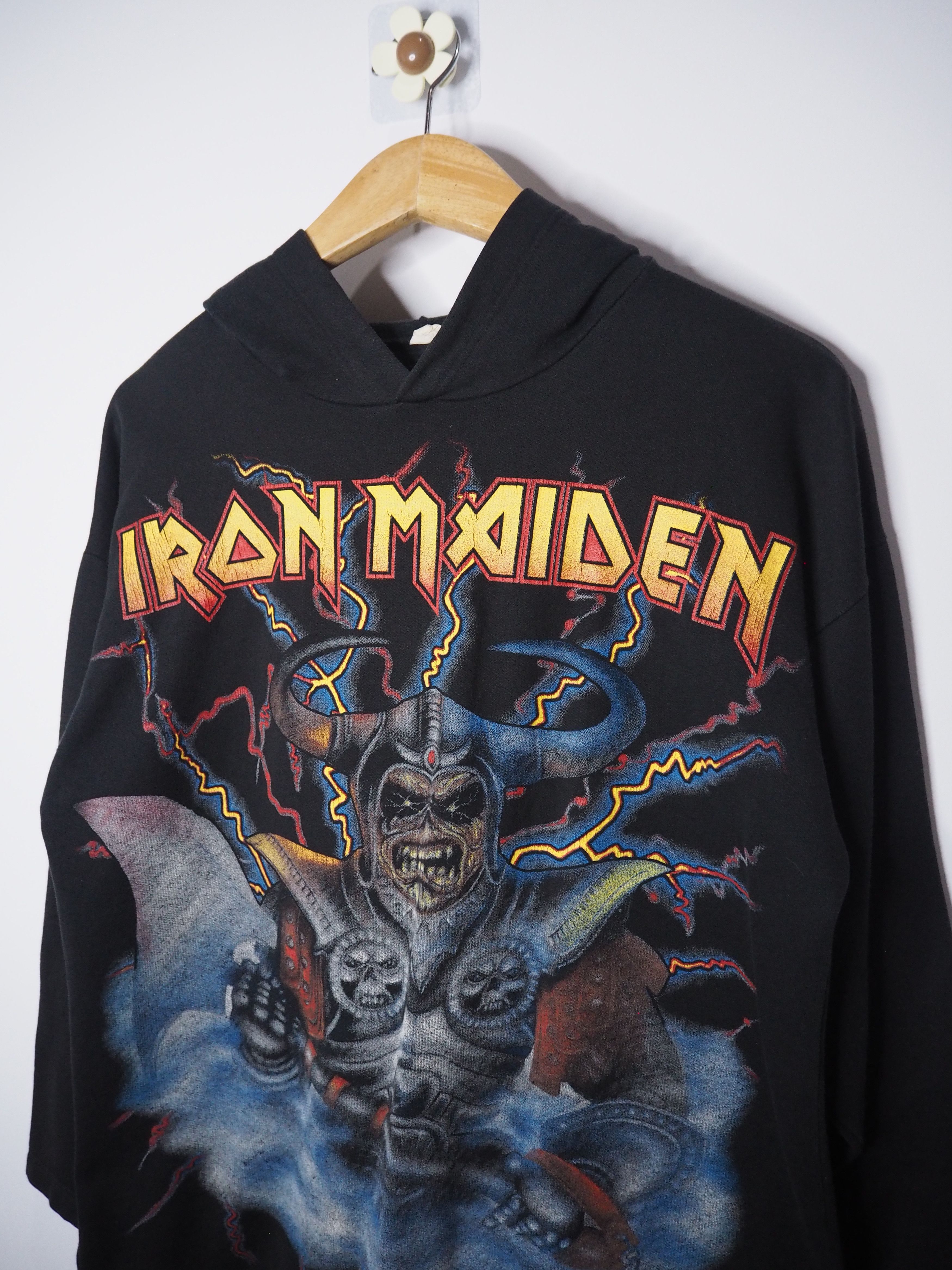 Iron Maiden Vintage Iron Maiden Long Sleeve Hoodie Bootleg Size US M / EU 48-50 / 2 - 3 Thumbnail