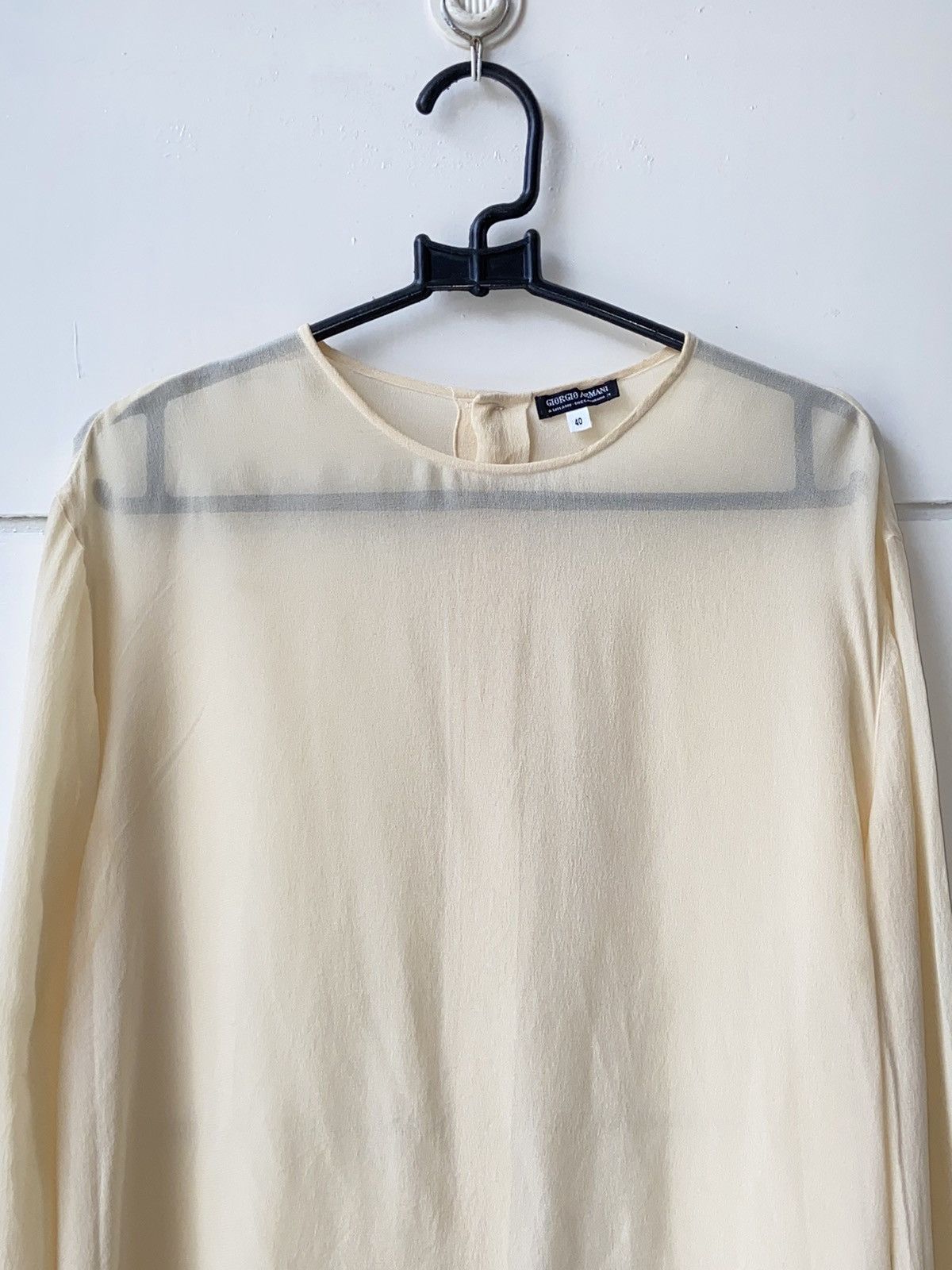 Giorgio Armani GIORGIO ARMANI Cream Mesh Shirt Size US S / EU 44-46 / 1 - 10 Thumbnail