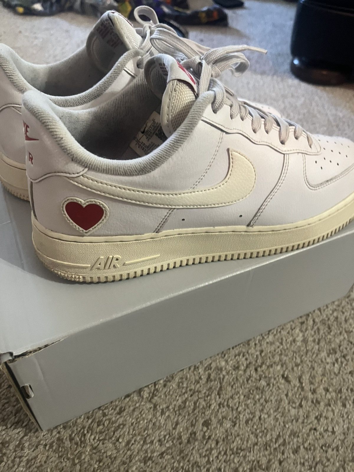 Nike Air Force 1 ‘Valentine’s Day 2021’ Size US 10 / EU 43 - 1 Thumbnail
