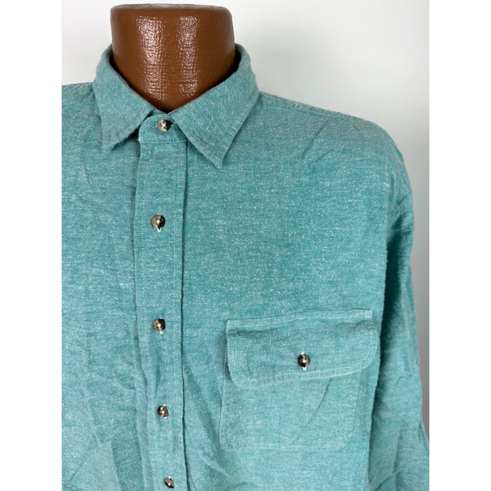 Lands' End VINTAGE Lands' End Flannel Shirt Men XL Blue Pilling Outdoors Cotton Made in USA Shirt Mens XL Blue Flannel Outdoors Vintage Lands' End Size US XL / EU 56 / 4 - 2 Thumbnail