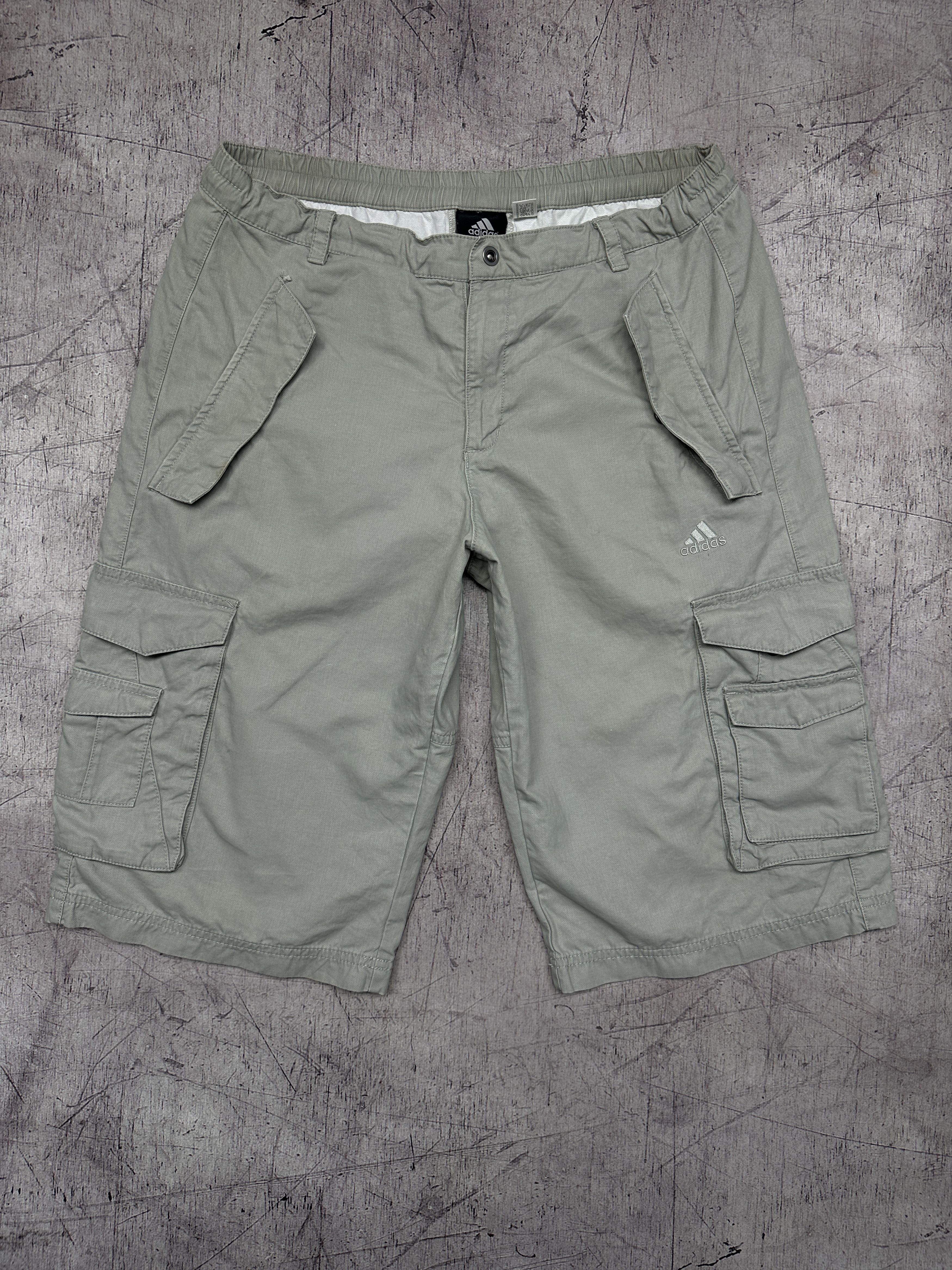 Adidas Adidas Vintage Mens Cargo Shorts Size US 30 / EU 46 - 1 Thumbnail