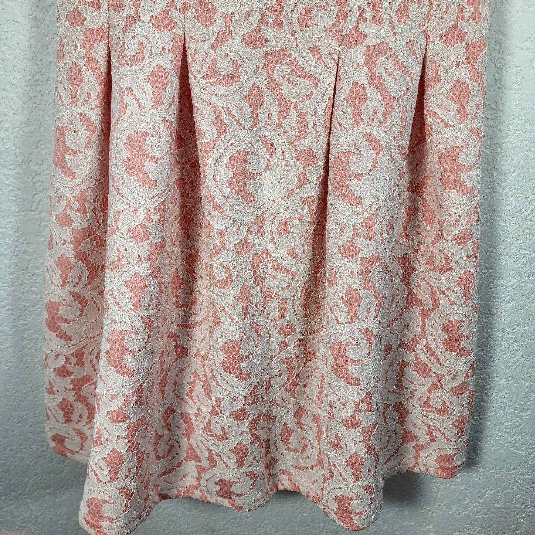 Vintage Miami Women's Peach & White Sleeveless Floral Lace Flared Short Dress Lined Sz M Size 32" / US 10 / IT 46 - 4 Thumbnail