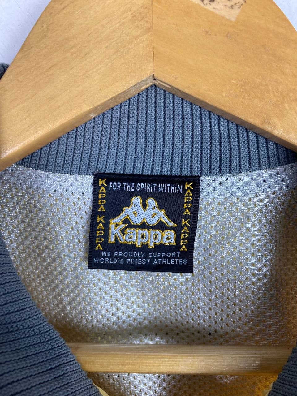 Kappa Vintage kappa nylon vest nice design Size US S / EU 44-46 / 1 - 4 Thumbnail