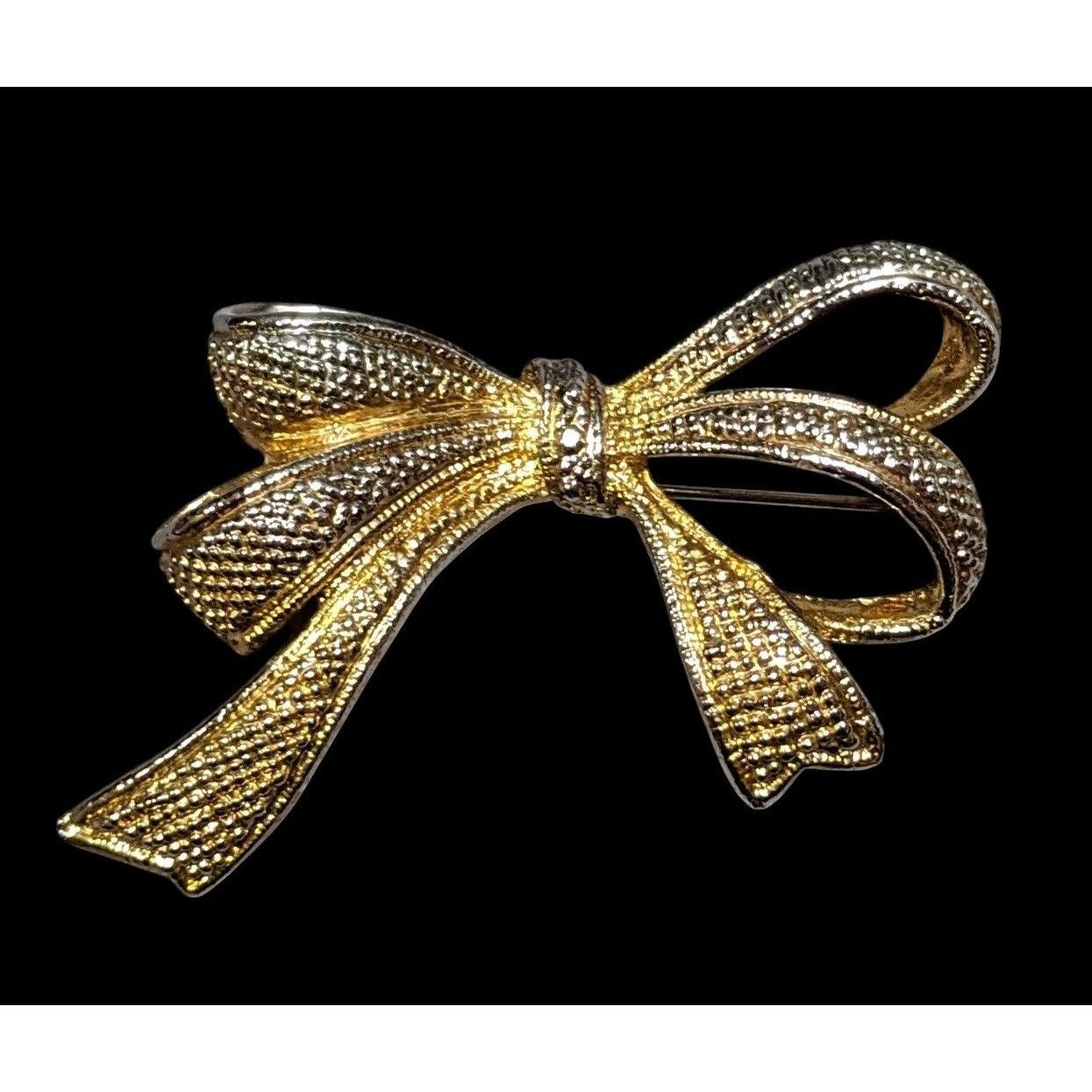 Other Vintage Textured Gold Tone Bow Ribbon Brooch Size ONE SIZE - 1 Thumbnail