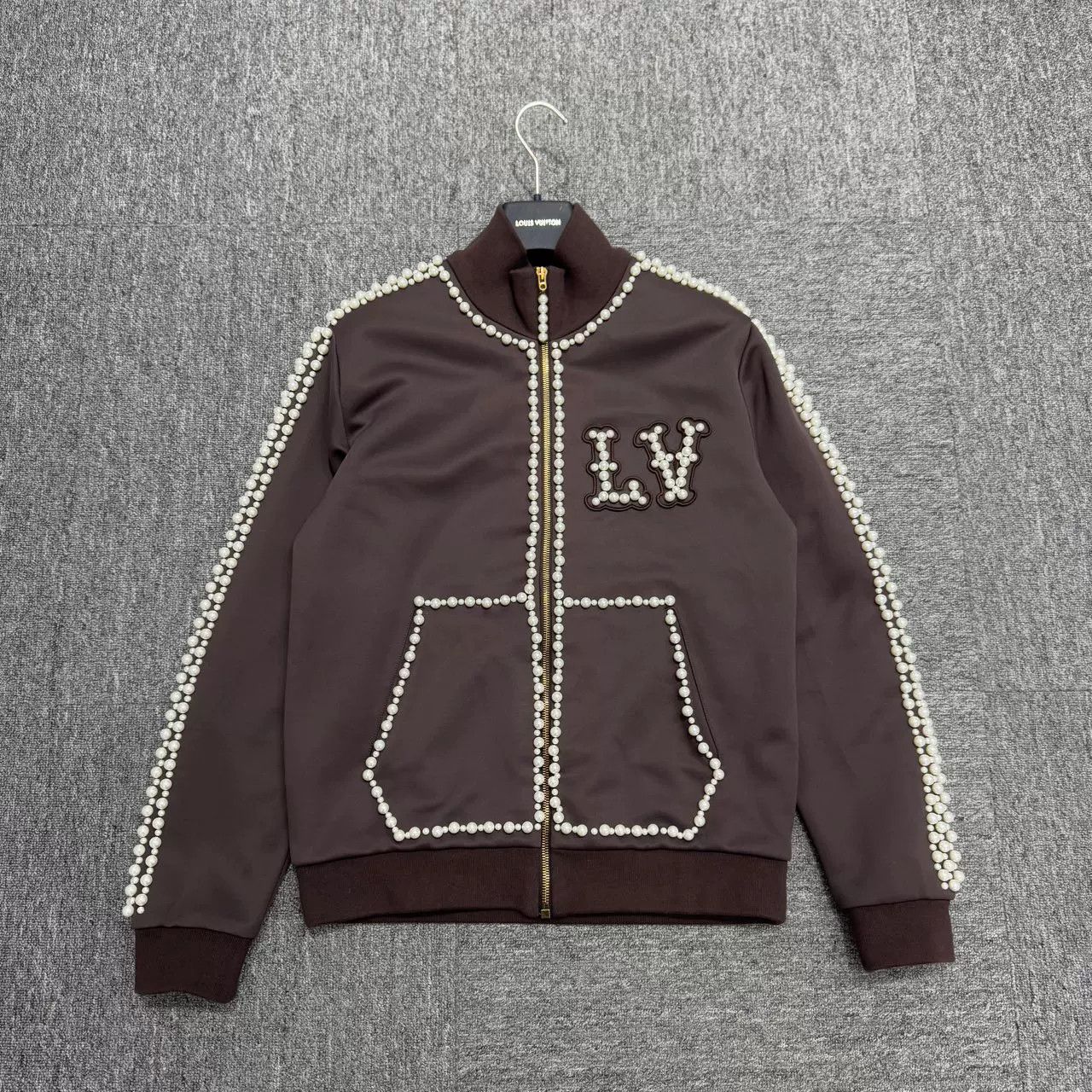 Pharrell Louis Vuitton Pharrell Pearl Embroidery Jacket Size US M / EU 48-50 / 2 - 1 Thumbnail