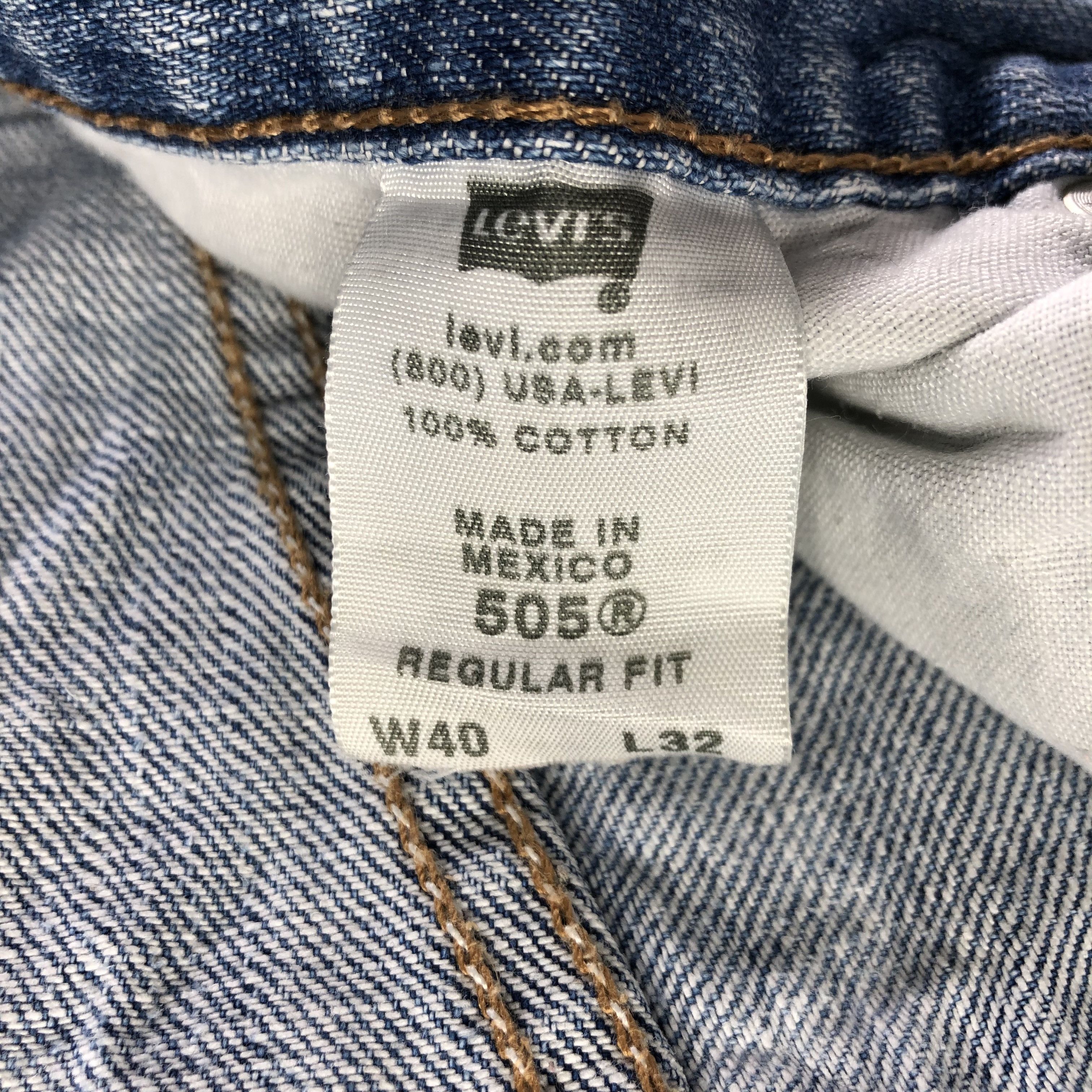 Levi's Vintage Blue Wash Levis 505 Jeans-J3367 Size US 39 - 11 Thumbnail