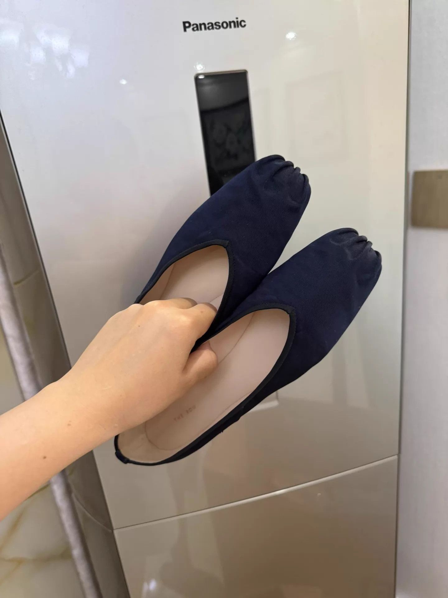 Other Navy Blue Flats Size 36 95 New Flattering Comfy Size US 5.5 / IT 35.5 - 2 Thumbnail