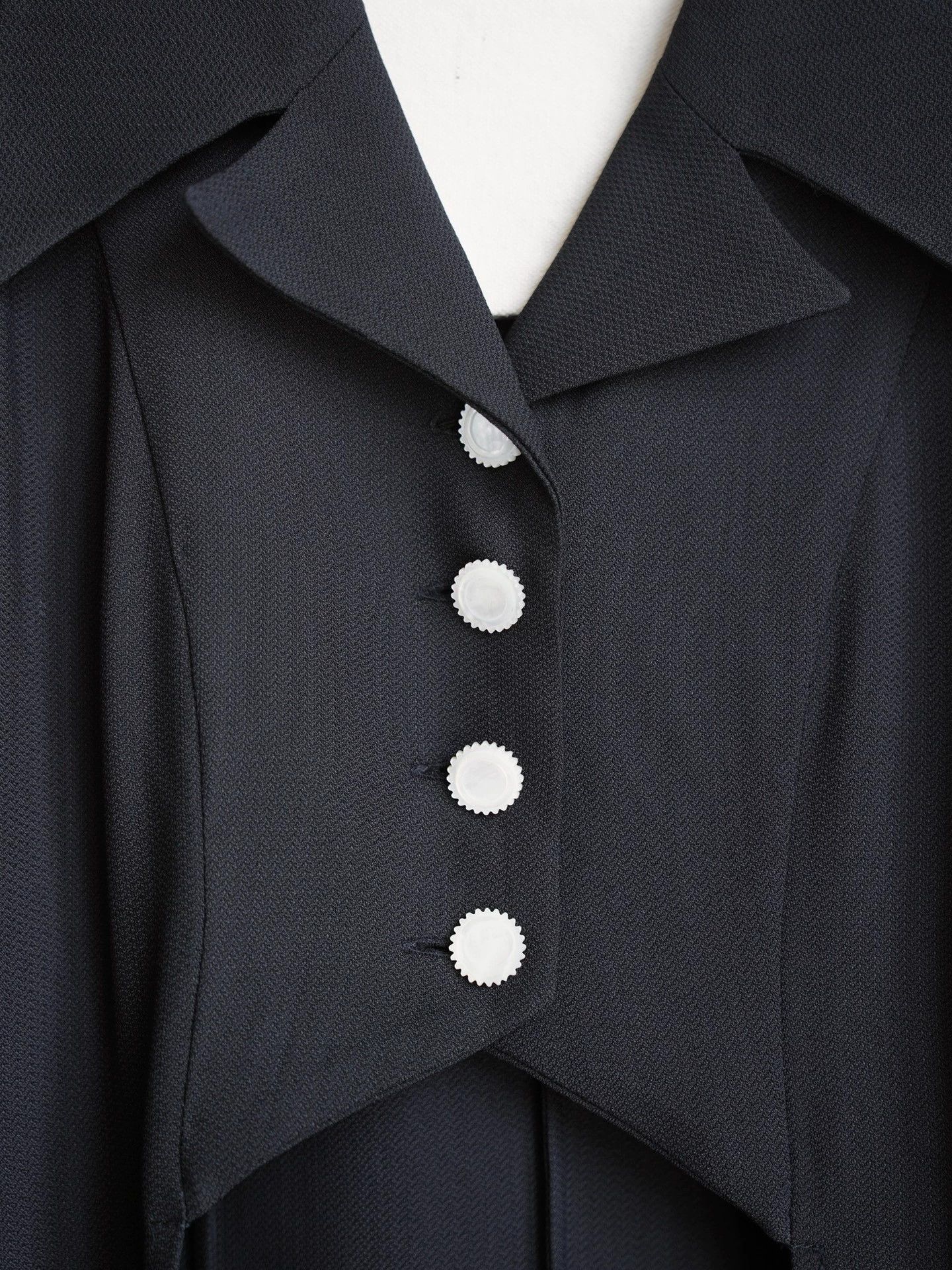 Fendi Fendi Vintage Peaked Lapel Sash Asymmetric Blazer FR40 Size S / US 4 / IT 40 - 9 Thumbnail
