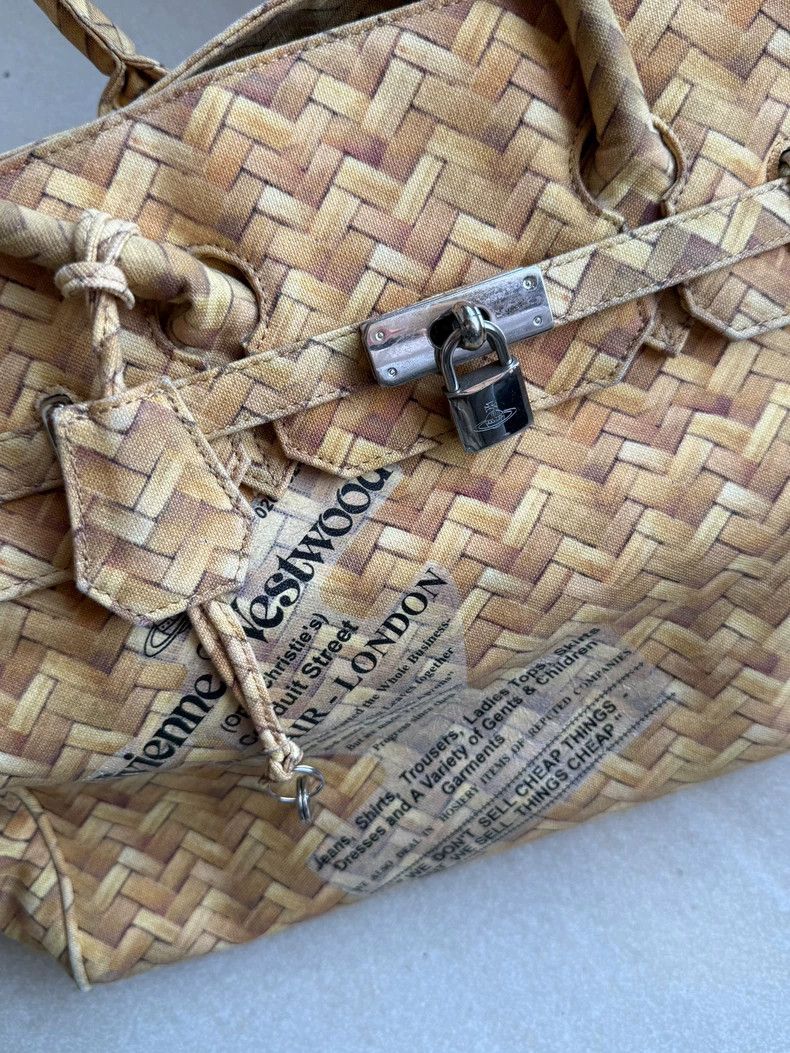 Vivienne Westwood Vivienne Westwood Jiang Huangyun weaves a wind of Nanjing Size ONE SIZE - 3 Thumbnail