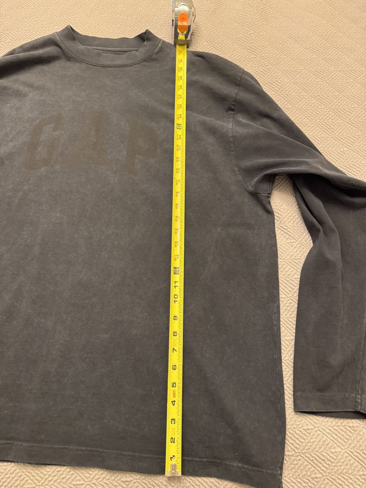 Gap × Kanye West Yeezy Gap Engineered by Balenciaga Dove Long-Sleeve Tee M Size US M / EU 48-50 / 2 - 4 Thumbnail