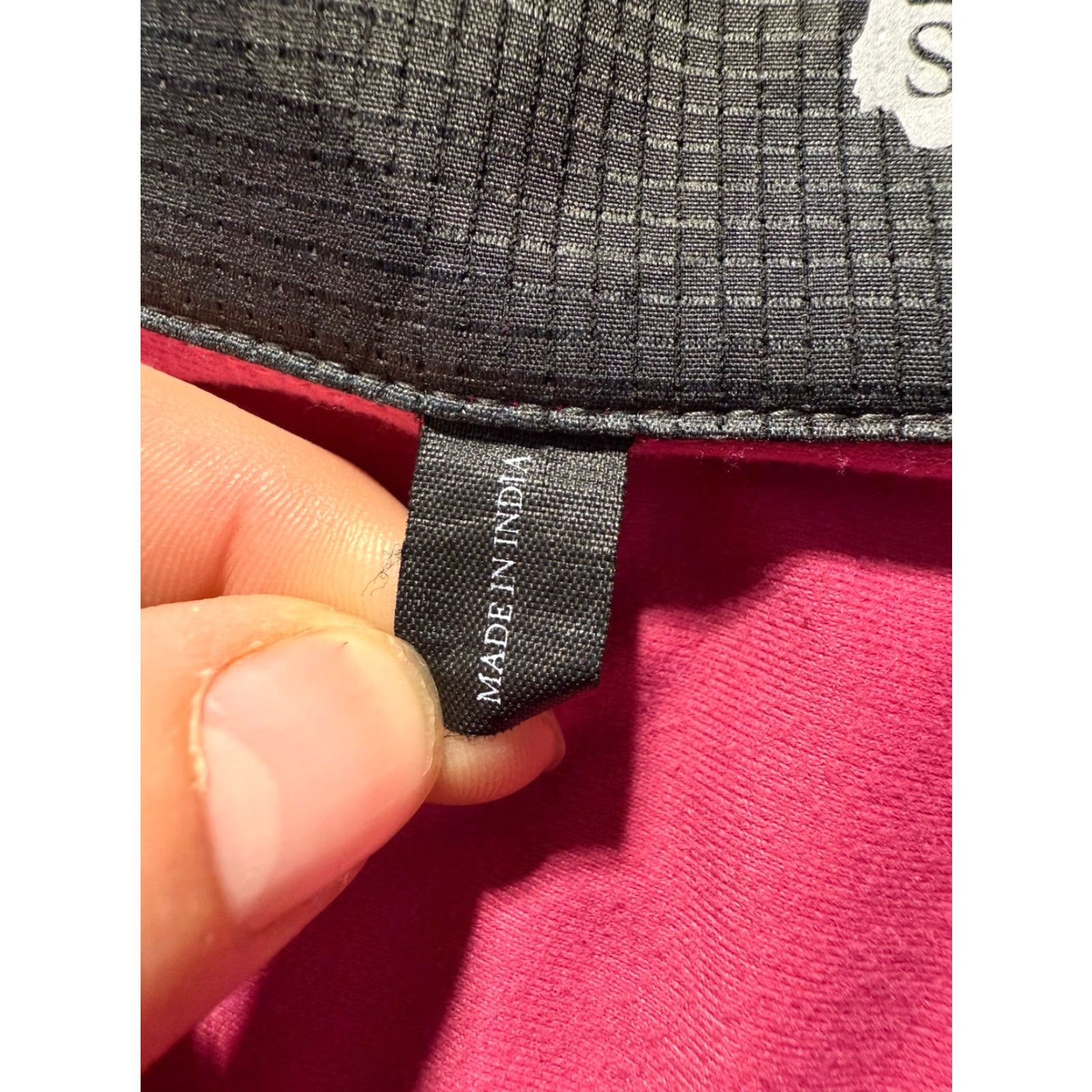 Vintage Greyson Men’s Tate Mockneck Pullover 1/4 Zip Pink S Golf Moisture Wicking Breathable Lightweight Stretch Casual Outdoor Sports EUC Size US S / EU 44-46 / 1 - 4 Thumbnail