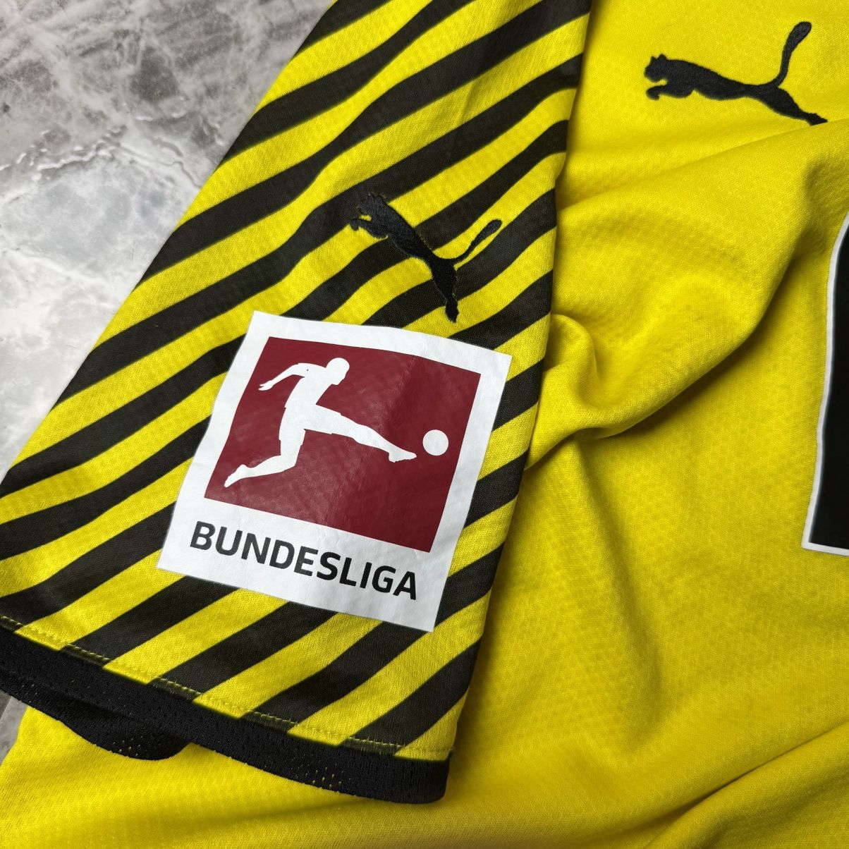 Puma Puma Borussia Dortmund Home Football Jersey Shirt Size US M / EU 48-50 / 2 - 8 Thumbnail