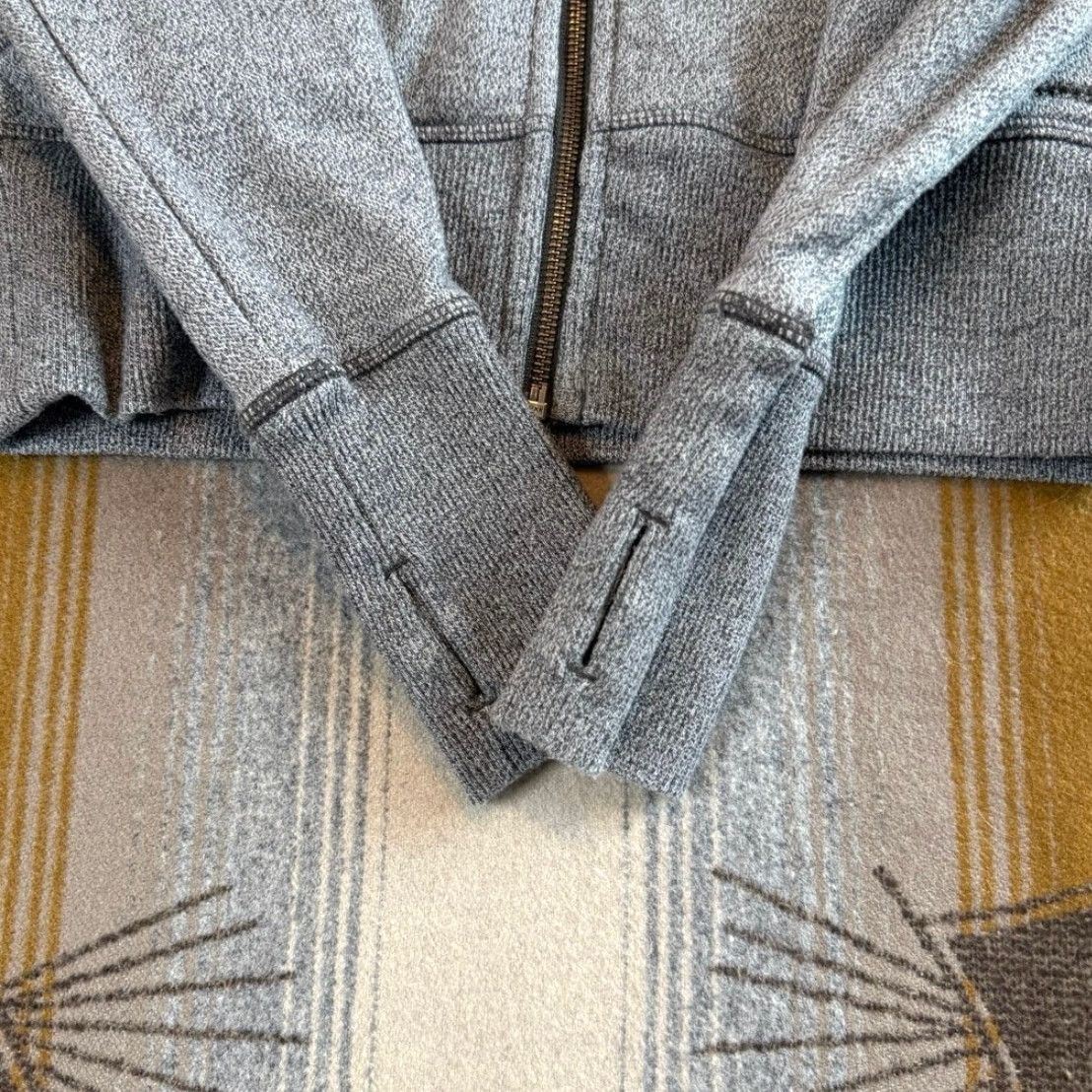 Patagonia Patagonia Women's Full Zip Hoodie Size Small Gray Outdoor Hiking Nature Size S / US 4 / IT 40 - 6 Thumbnail