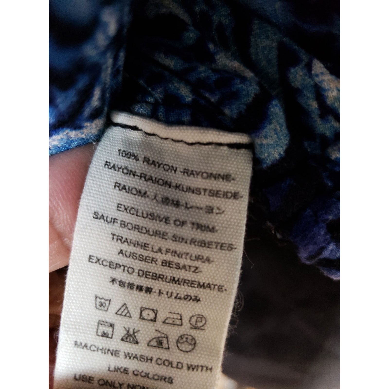 Free People Free People Blouse Women XS Blue Boho Paisley Long Sleeve Size XS / US 0-2 / IT 36-38 - 8 Thumbnail