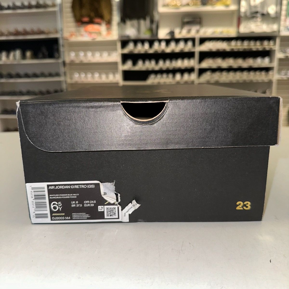 Jordan Brand Size 6.5Y (8W) - Air Jordan Air Jordan 13 Retro 'Obsidian' Size US 8 / IT 38 - 7 Thumbnail