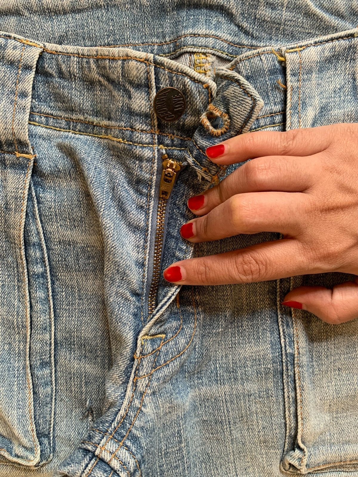 Japanese Brand Vintage Japanese Brand Faded Wash Fatigue Flare Jeans Size 27" / US 4 / IT 40 - 3 Thumbnail