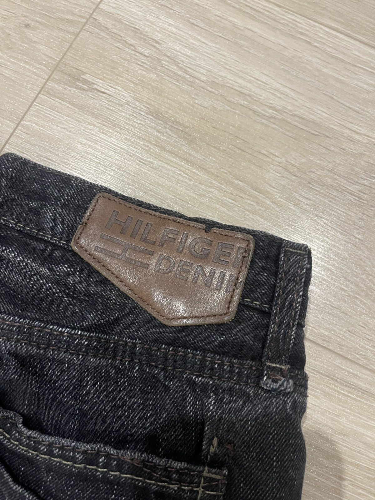 Tommy Hilfiger Tommy Hilfiger vintage jeans black rare woody 32 Size US 32 / EU 48 - 8 Thumbnail