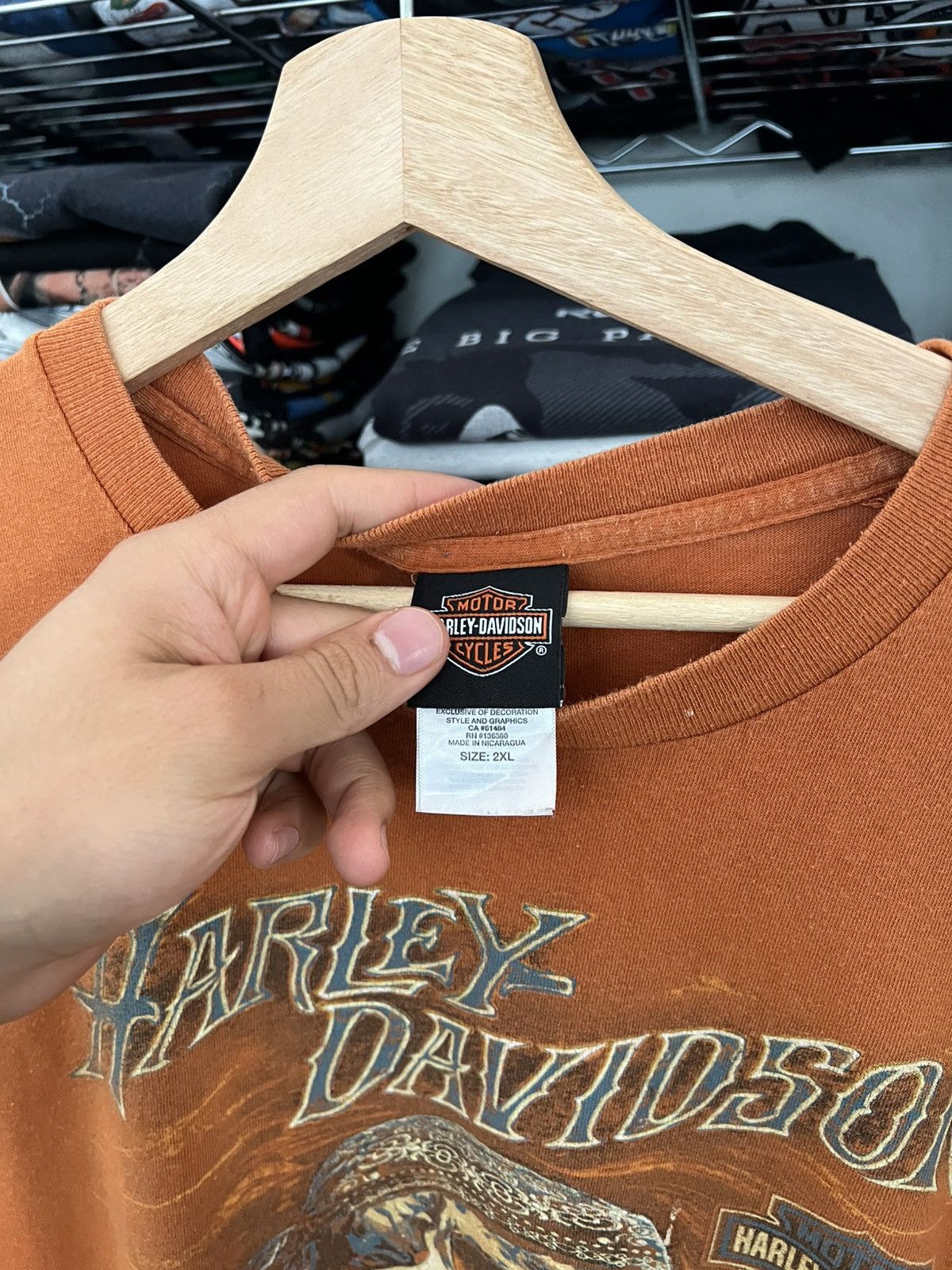 Harley Davidson H-D Rubber City Akron OH Pirate Skull Tee Size US XXL / EU 58 / 5 - 4 Thumbnail