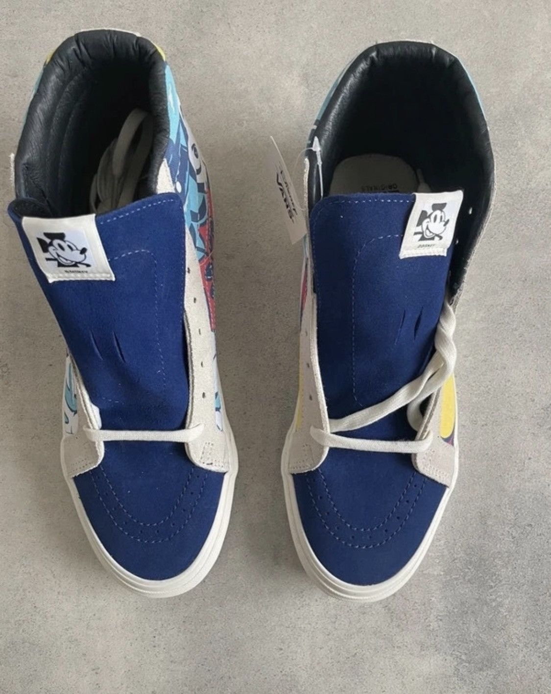 Vans Disney x John Van Hamersveld x Vans Sk8-Hi 'Mickey's 90th' Size US 10.5 / EU 43-44 - 3 Thumbnail
