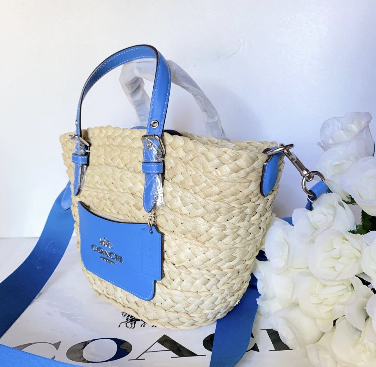 Coach NWT Coach Small straw and smooth leather Tote CJ519 Size ONE SIZE - 2 Thumbnail