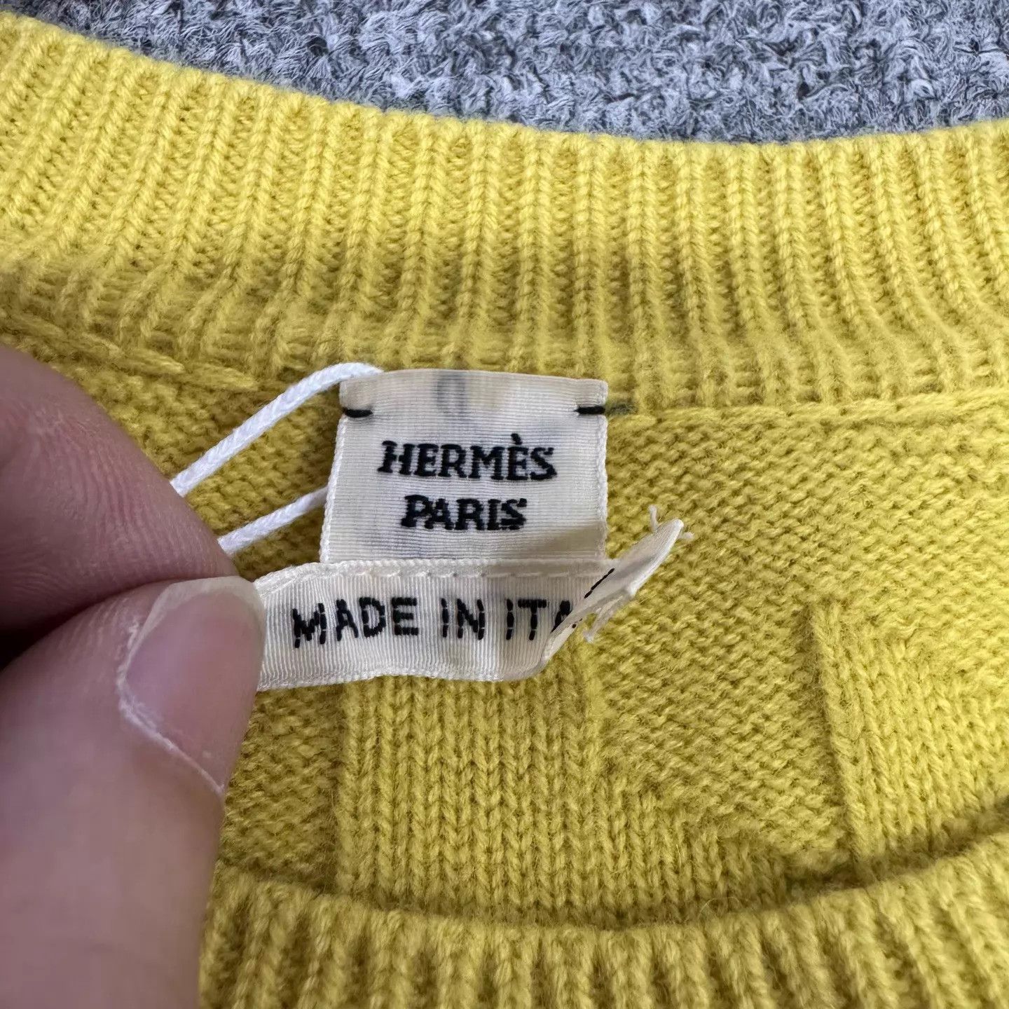 Hermes Hermes Yellow H Jacquard Crew Sweater 100% Wool 40 Size M / US 6-8 / IT 42-44 - 6 Thumbnail