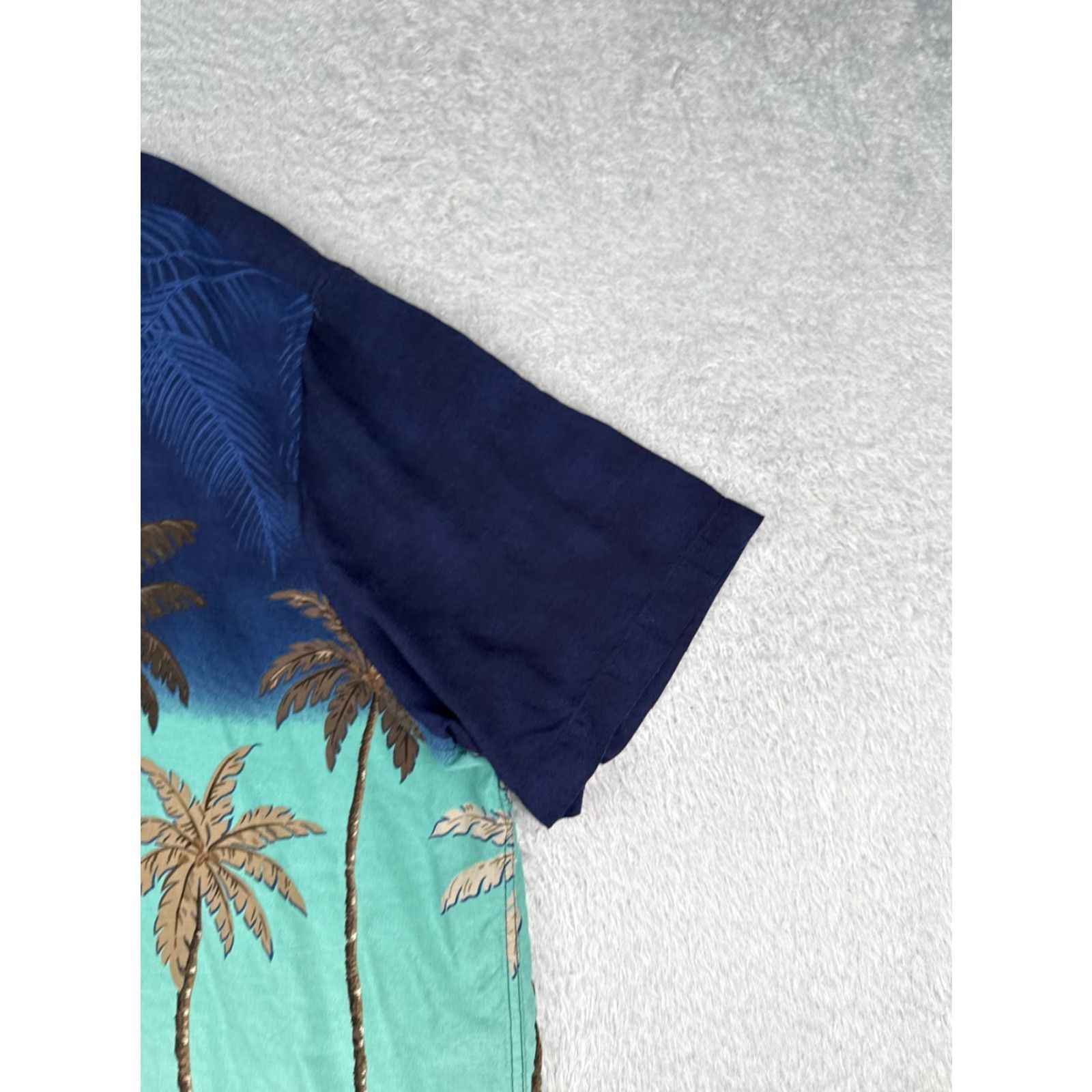 Croft & Barrow Croft & Barrow Shirt Men 2XL Blue Palm Cocktails Button Up Rayon Hawaiian Size US XXL / EU 58 / 5 - 2 Thumbnail