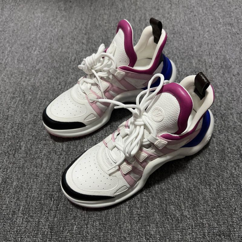 Louis Vuitton Louis Vuitton Archlight 1.0 Sporty Sneakers for Women 0079 Size US 12 / IT 42 - 1 Thumbnail