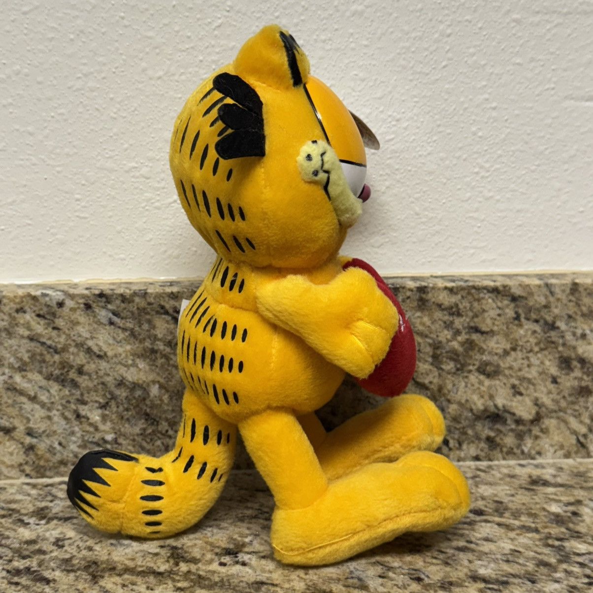 Vintage Vintage Garfield “Te Quiero” 10" Spanish Valentine Plush NWT Size ONE SIZE - 4 Thumbnail