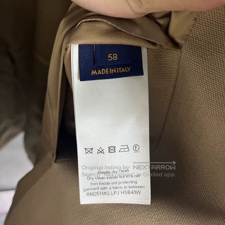 Louis Vuitton Louis Vuitton 25 New Apricot Logo Letter Pocket Zip Long S Size US XXL / EU 58 / 5 - 4 Thumbnail