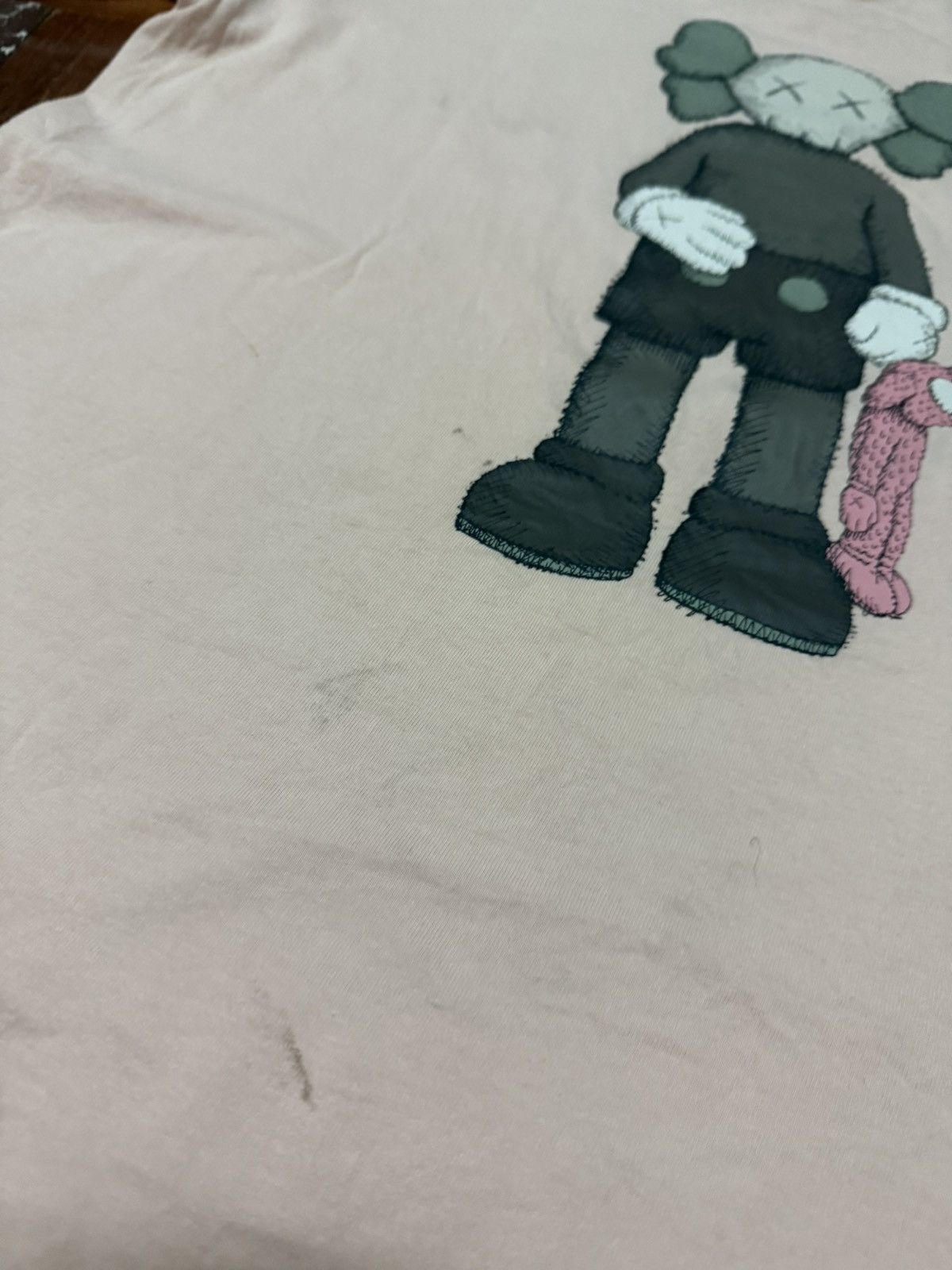 Kaws × Uniqlo Kaws x Uniqlo Companion Pink Tee Size US XS / EU 42 / 0 - 4 Thumbnail